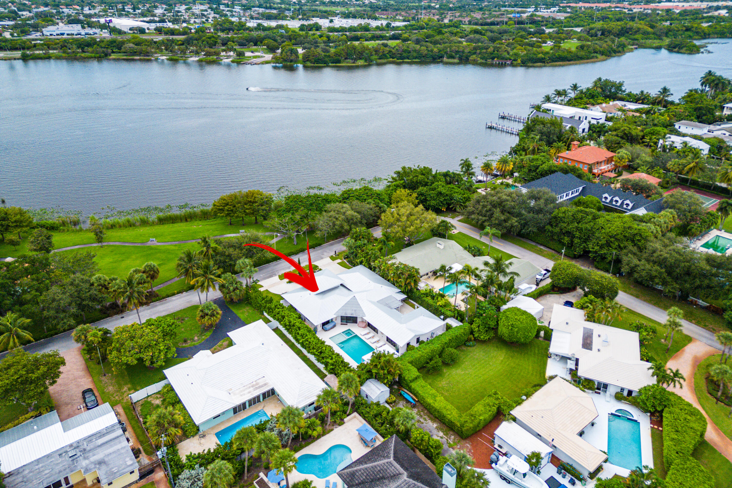 1117 Lake Drive