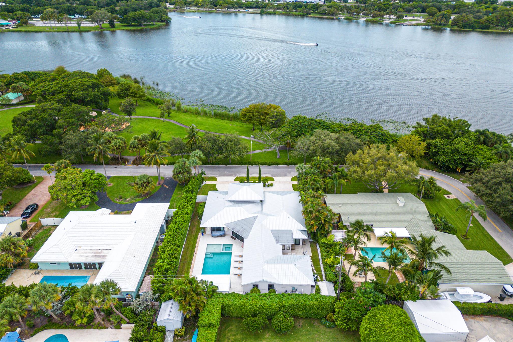 1117 Lake Drive