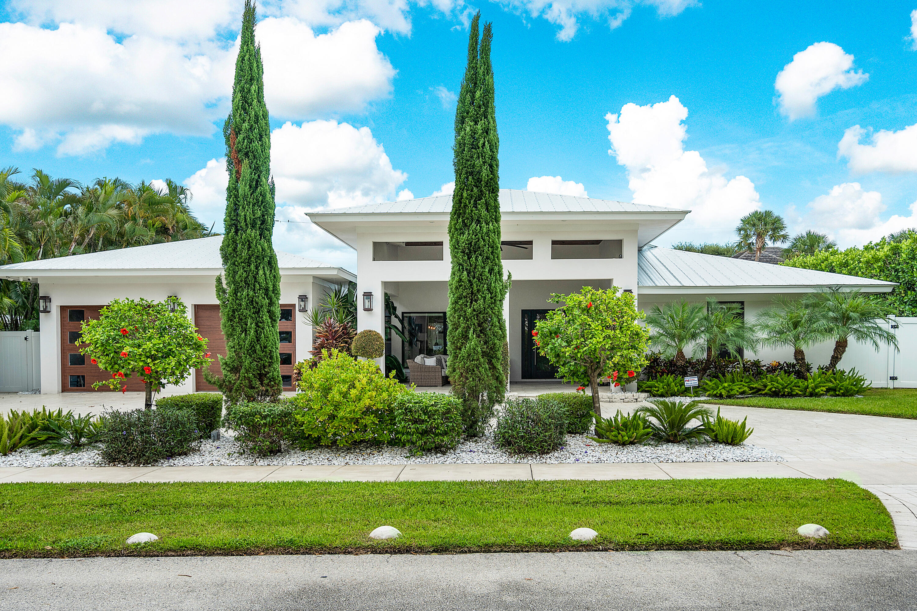 1117 Lake Drive