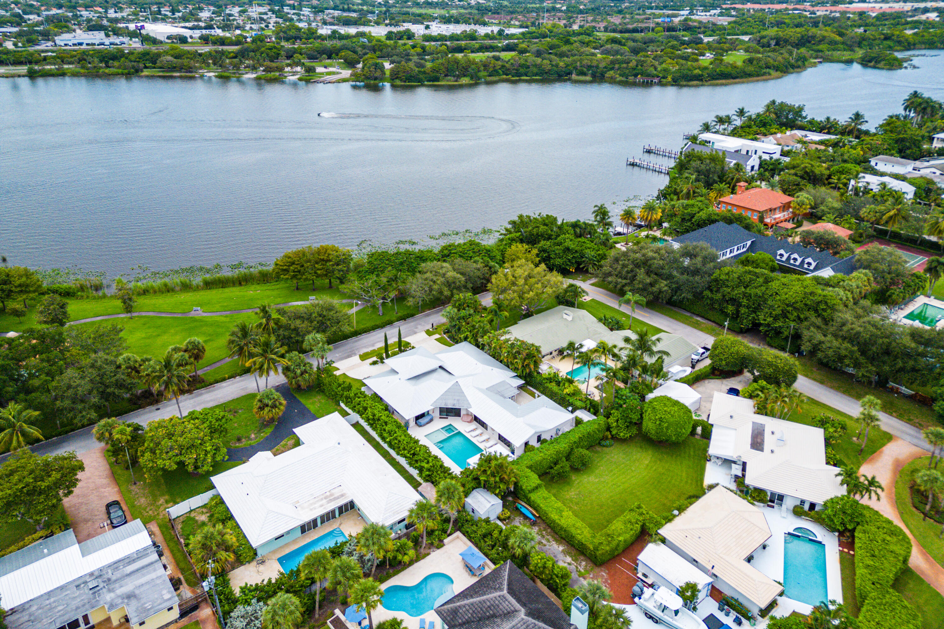 1117 Lake Drive