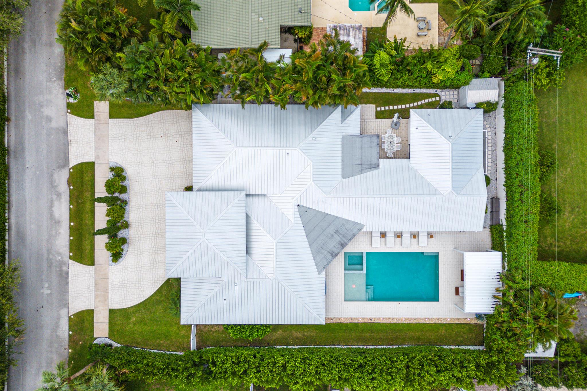 1117 Lake Drive