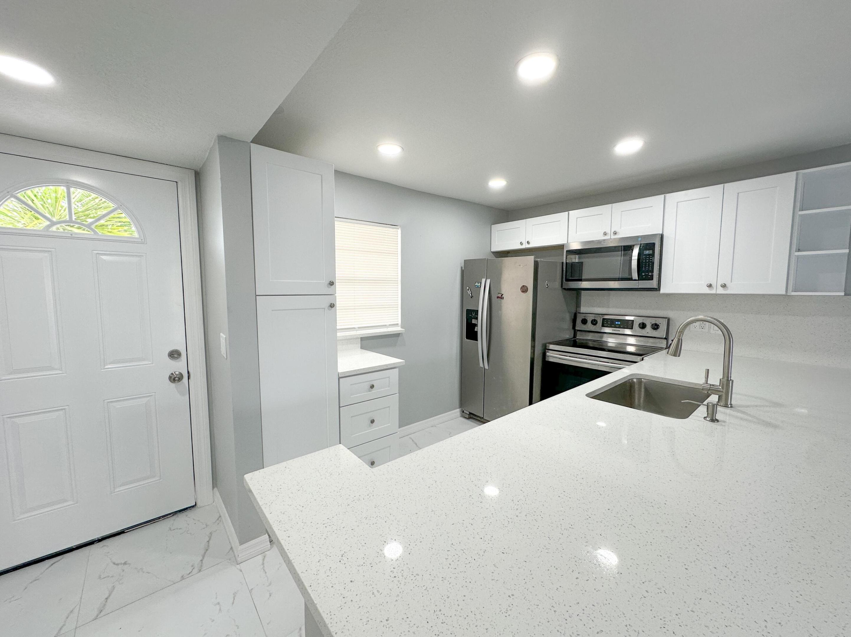 2620 NE 1st Court 308
