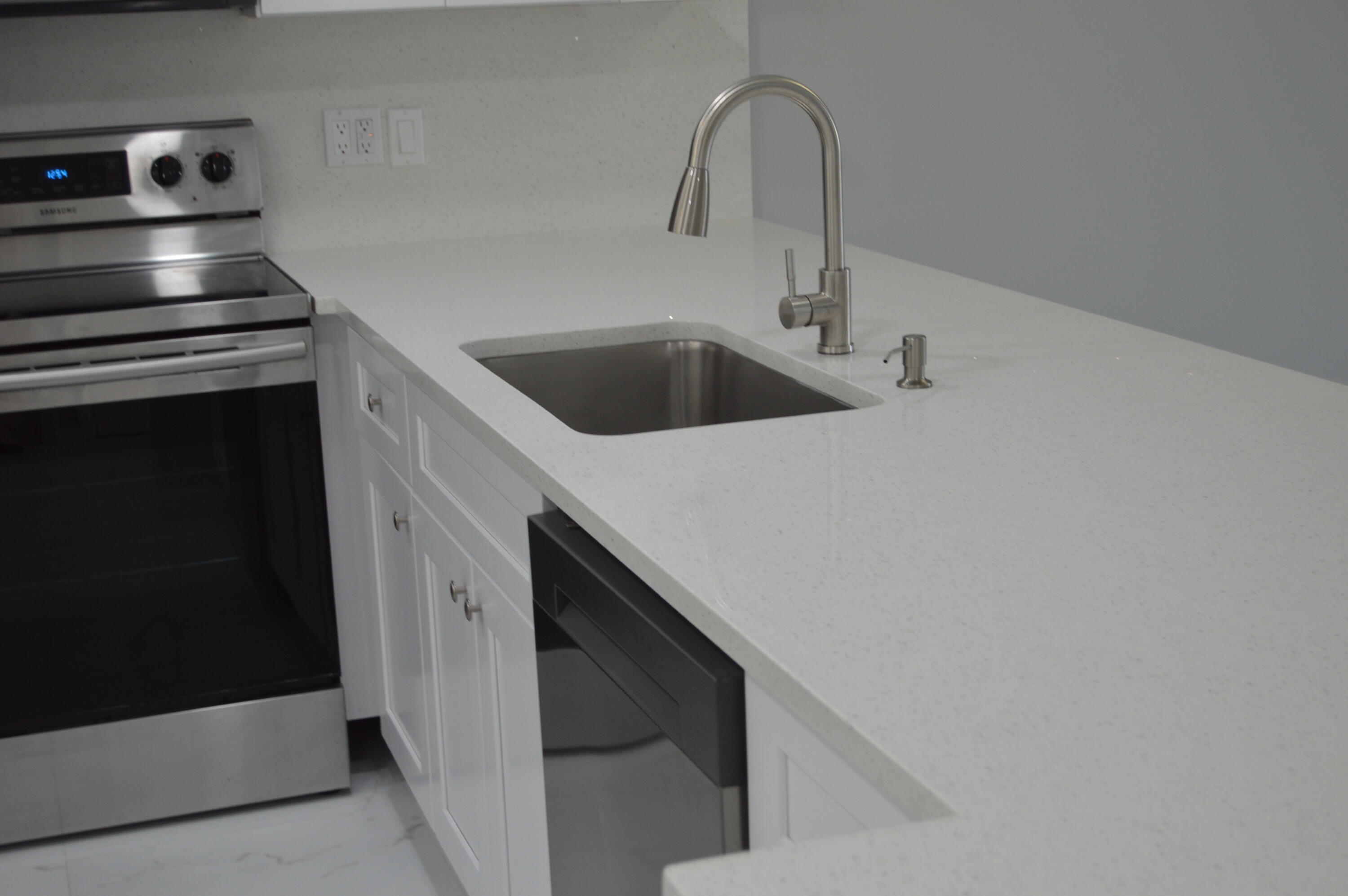 2620 NE 1st Court 308