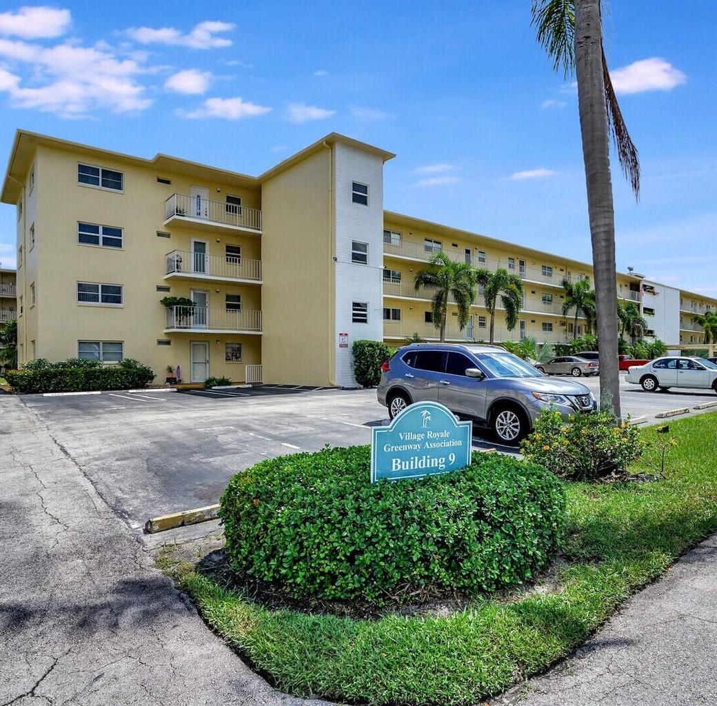 2620 NE 1st Court 308