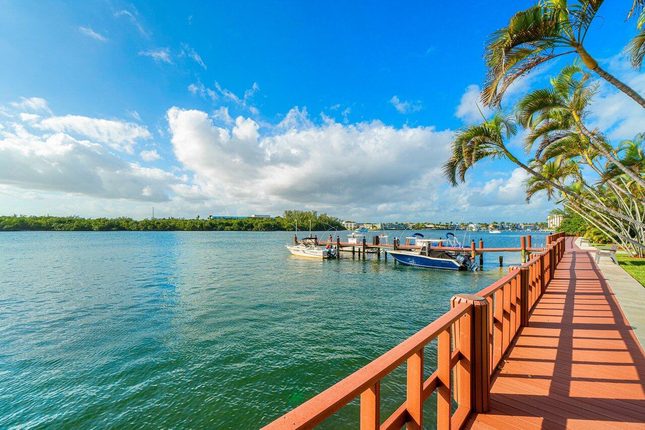 2121 N Ocean Boulevard 502w