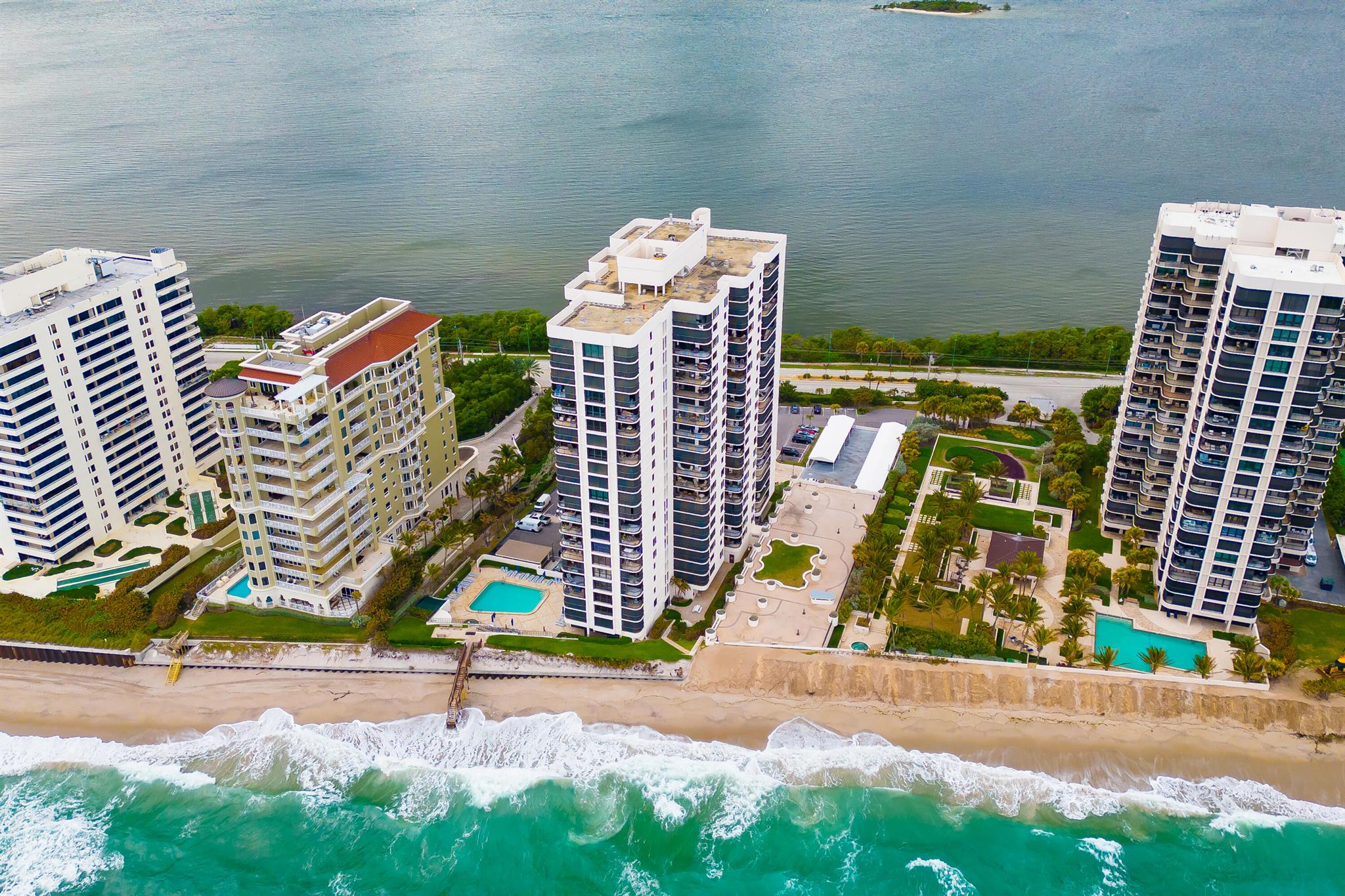 5380 N Ocean Drive 19d