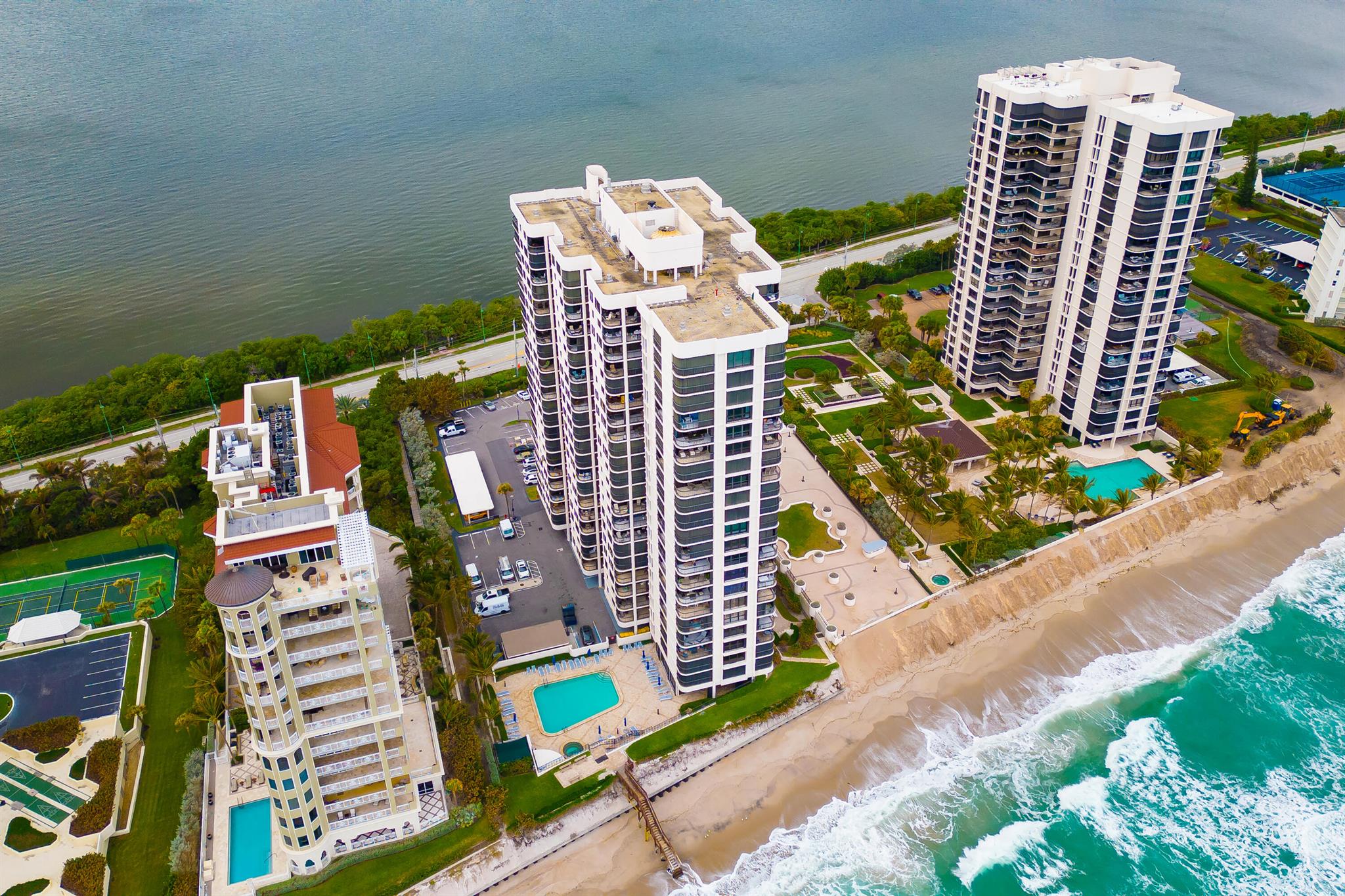 5380 N Ocean Drive 19d