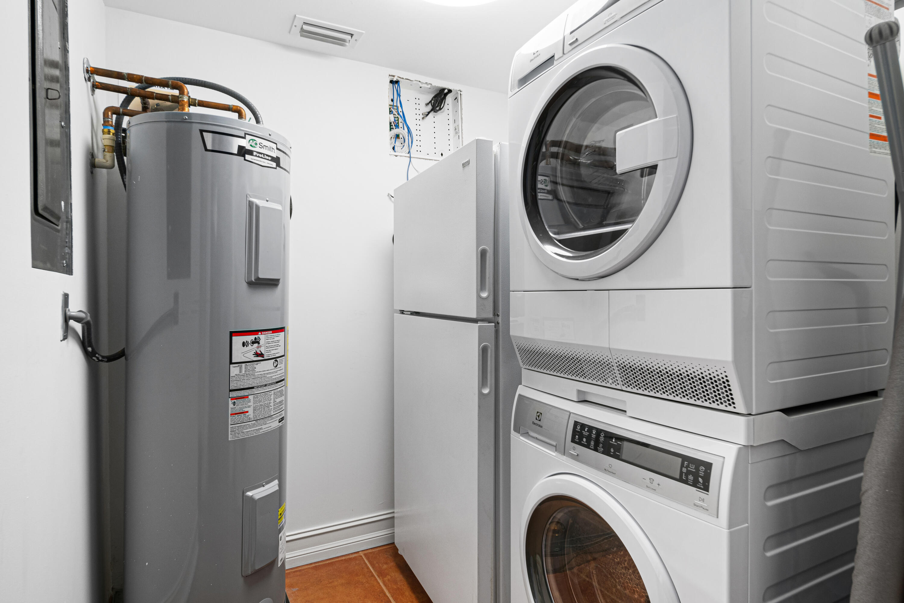 5380 N Ocean Drive 19d