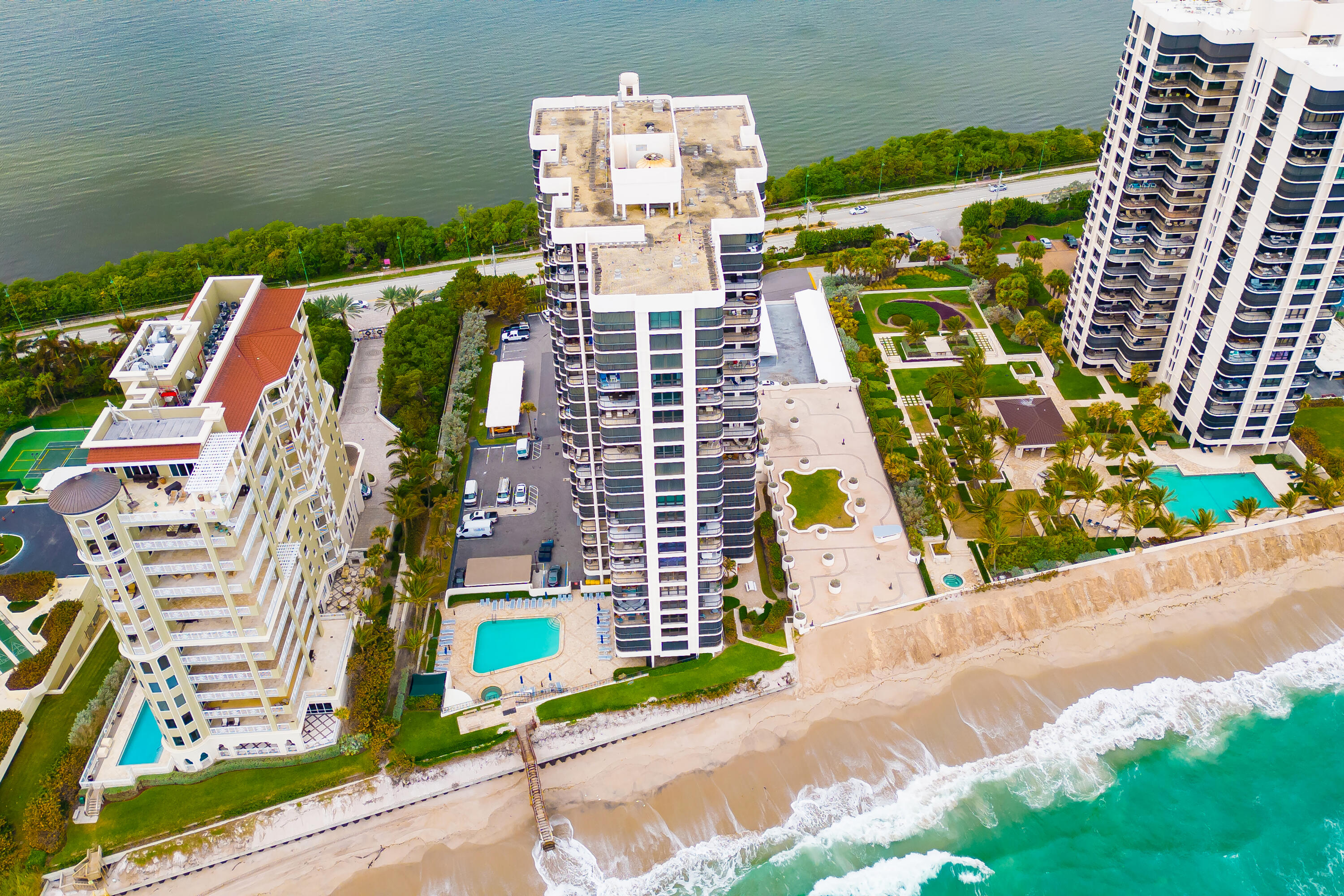 5380 N Ocean Drive 19d