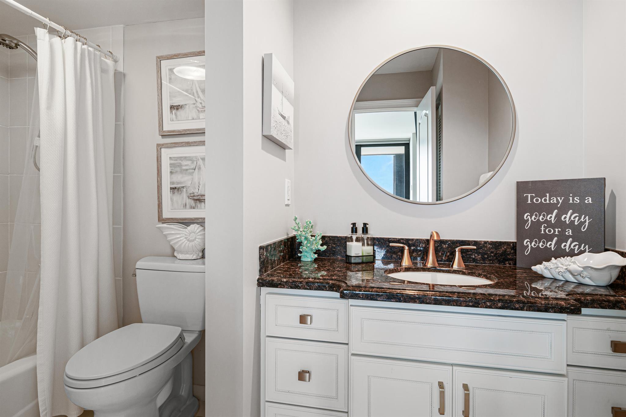 5380 N Ocean Drive 19d