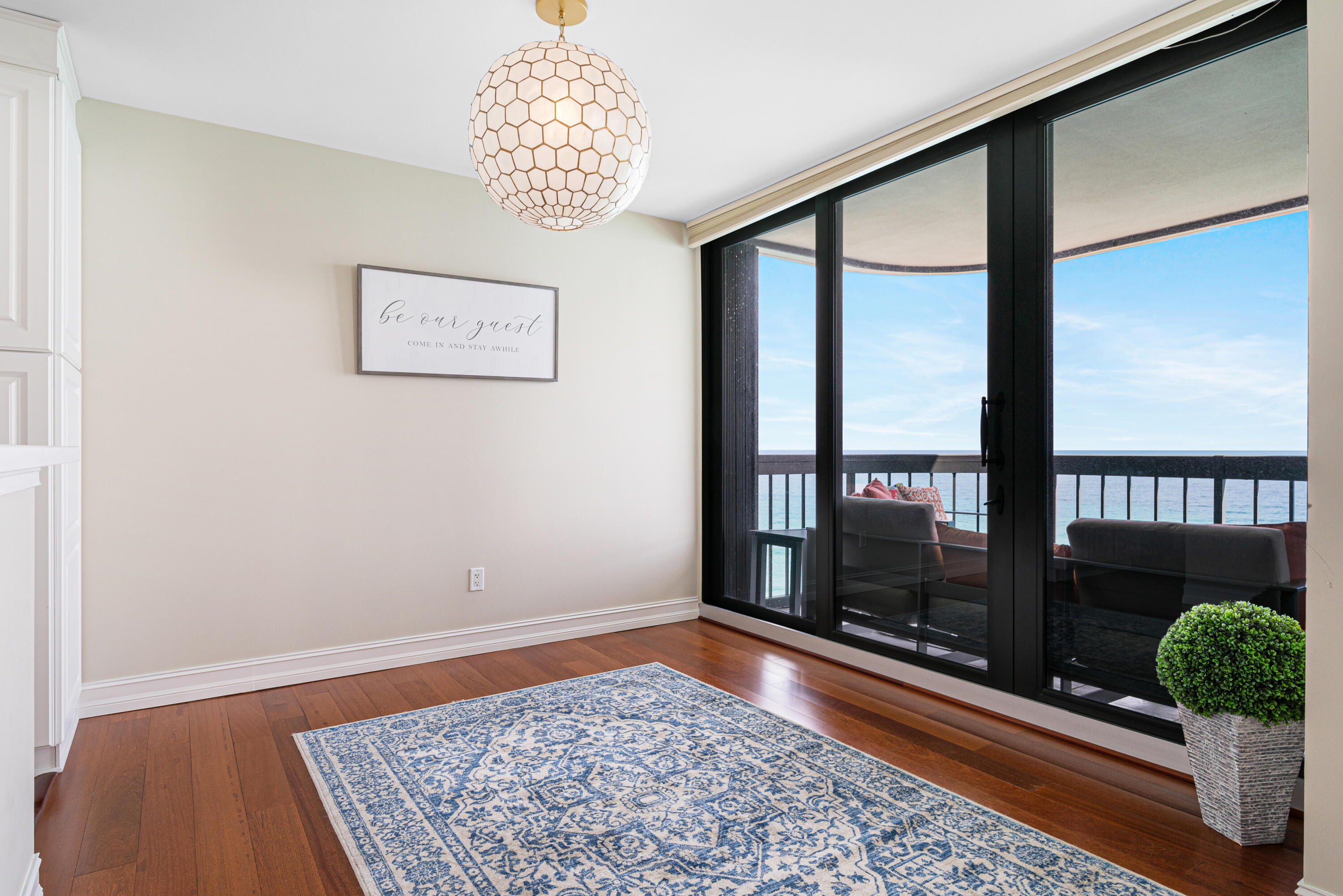 5380 N Ocean Drive 19d