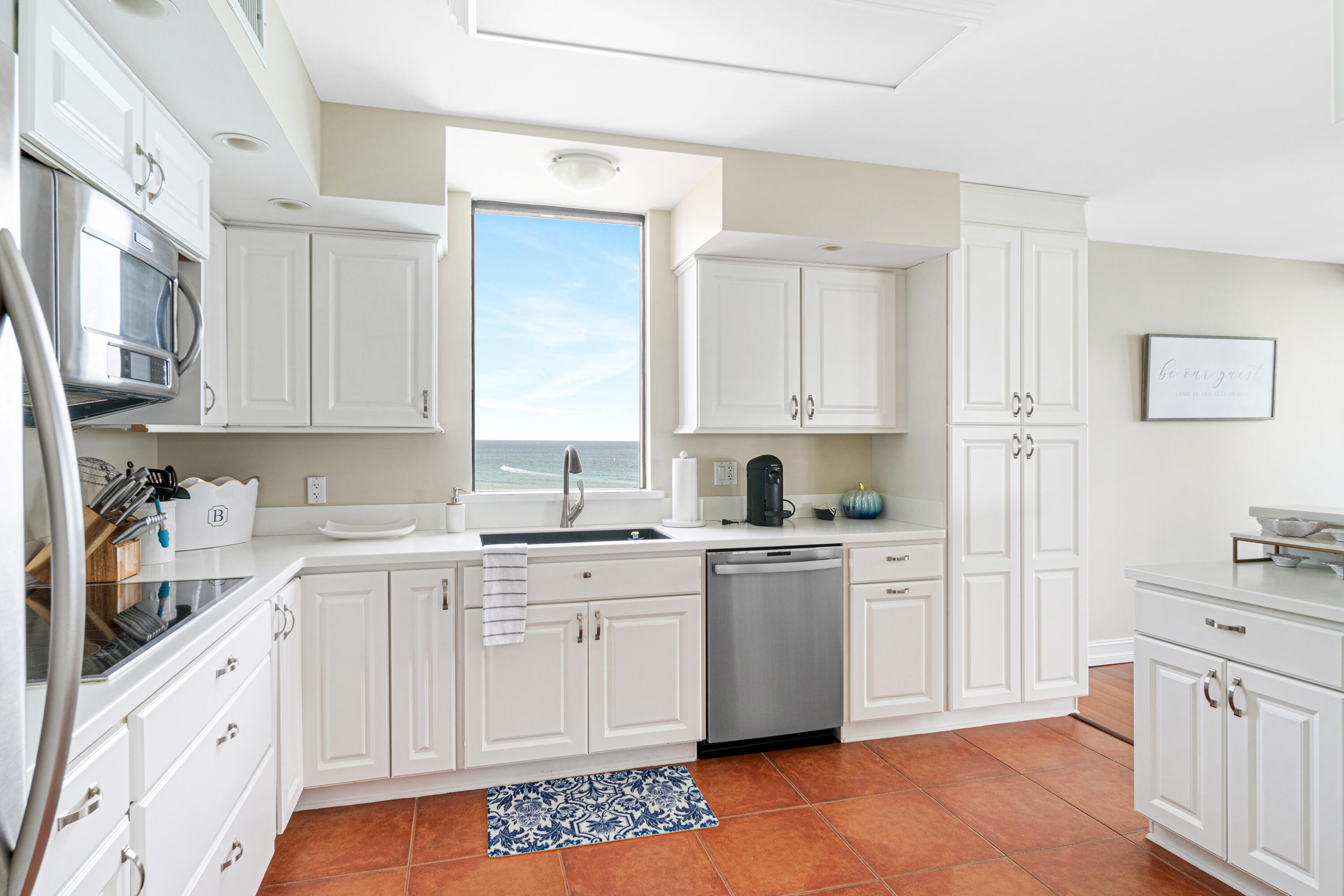 5380 N Ocean Drive 19d