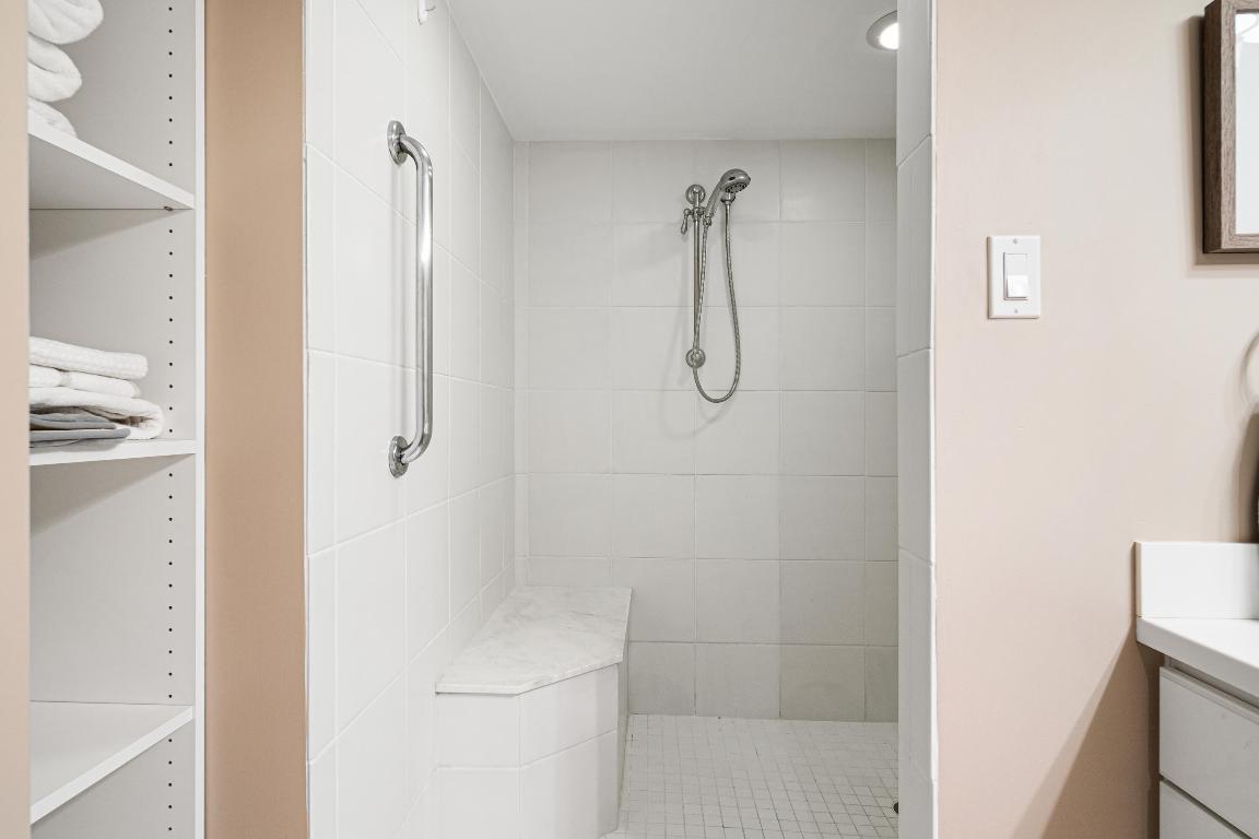 5380 N Ocean Drive 19d