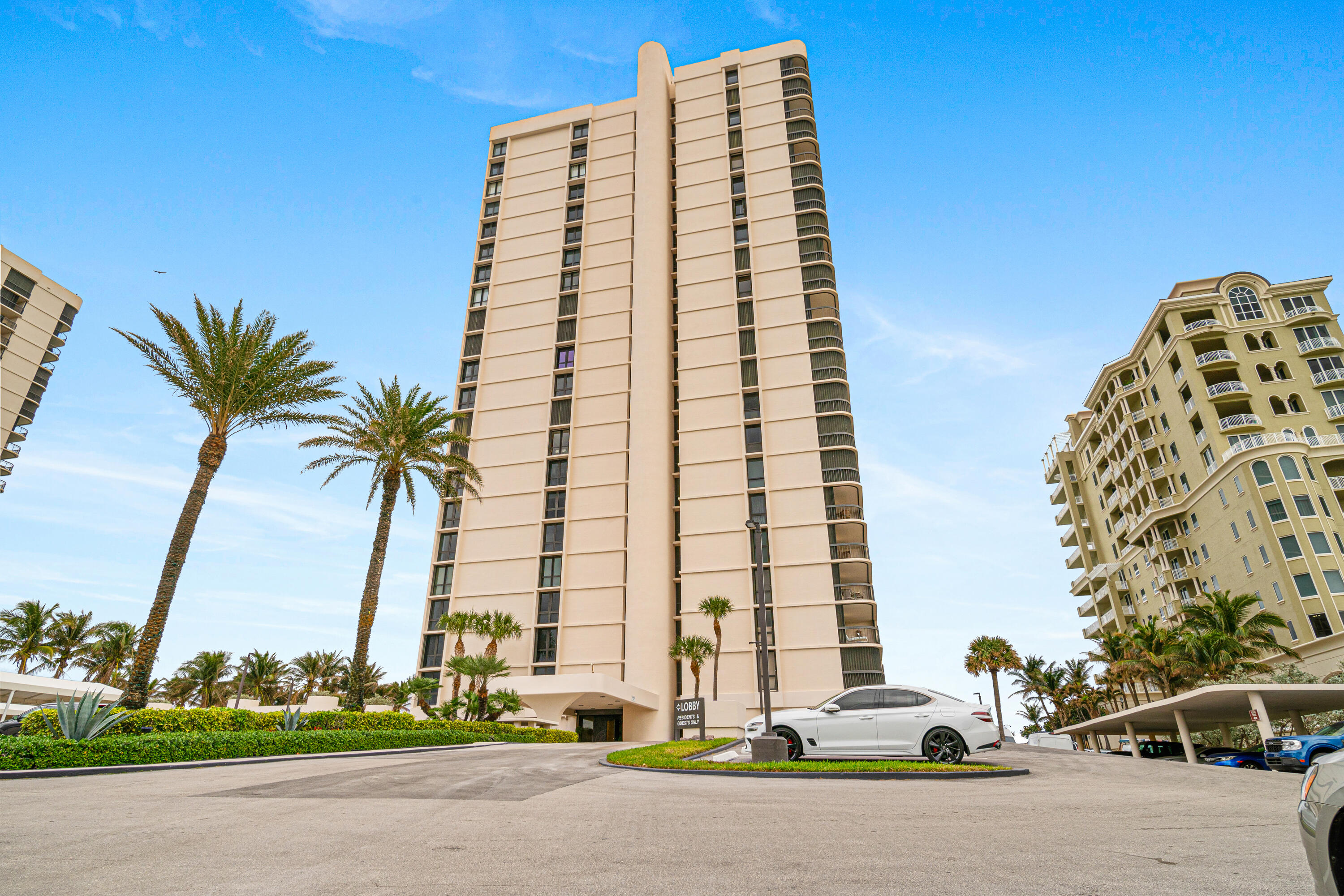 5380 N Ocean Drive 19d