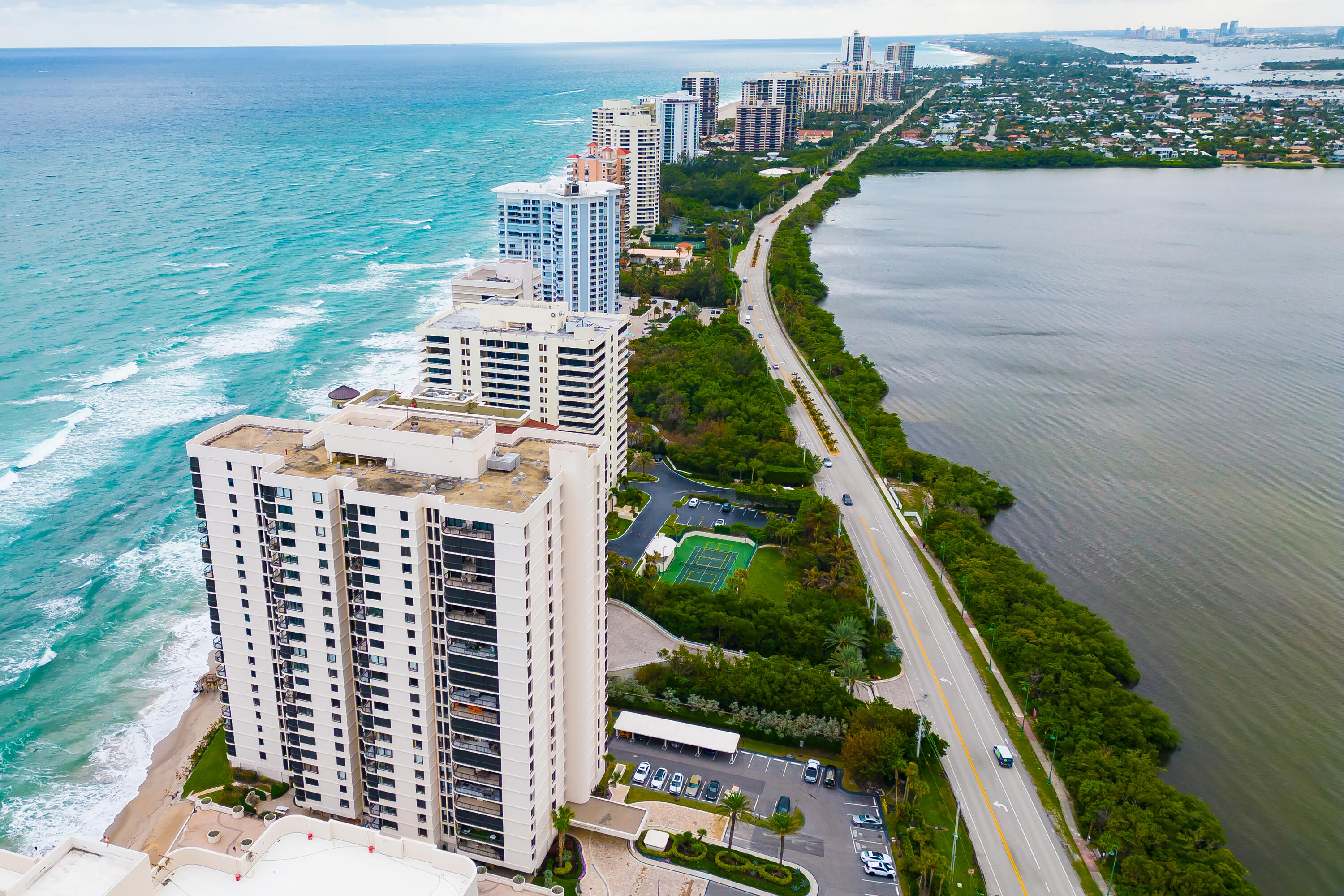5380 N Ocean Drive 19d