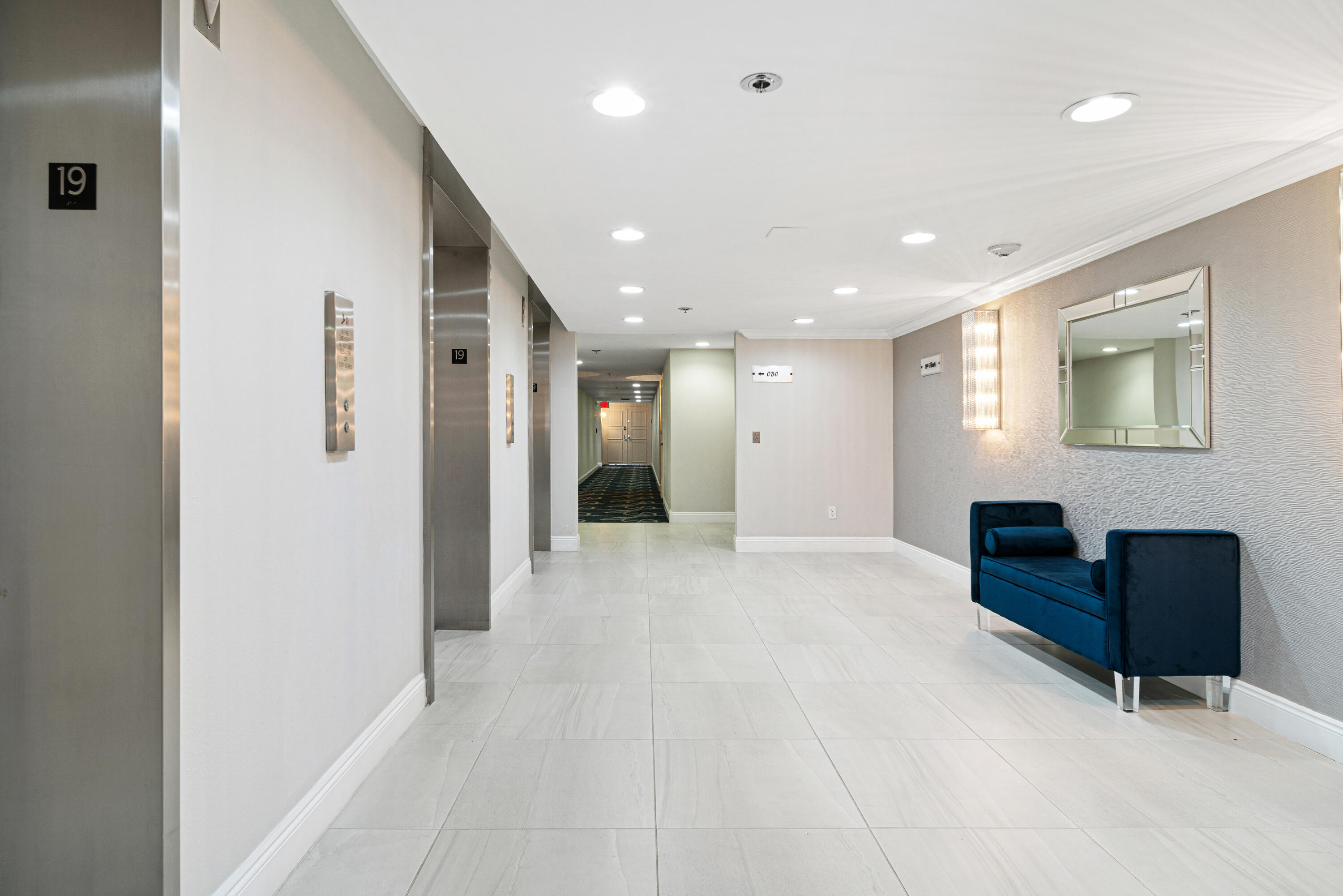 5380 N Ocean Drive 19d