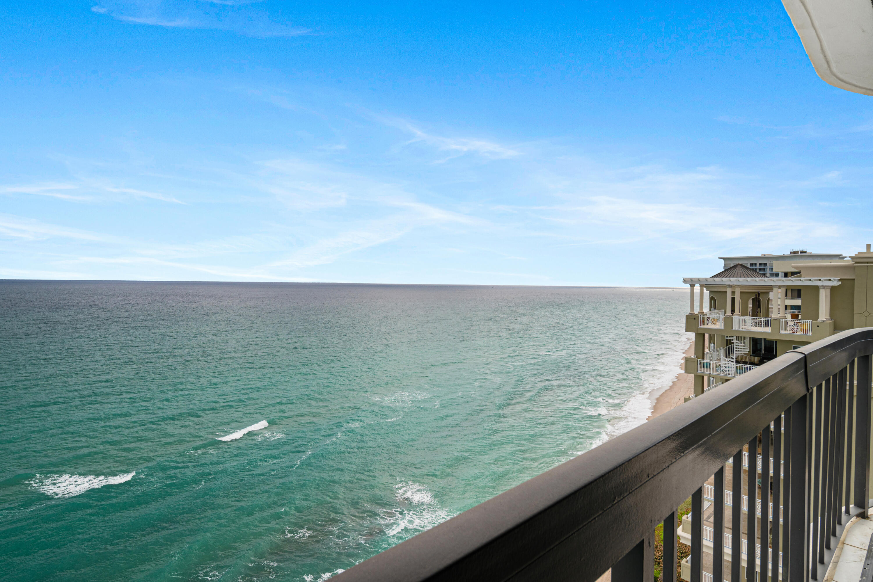 5380 N Ocean Drive 19d