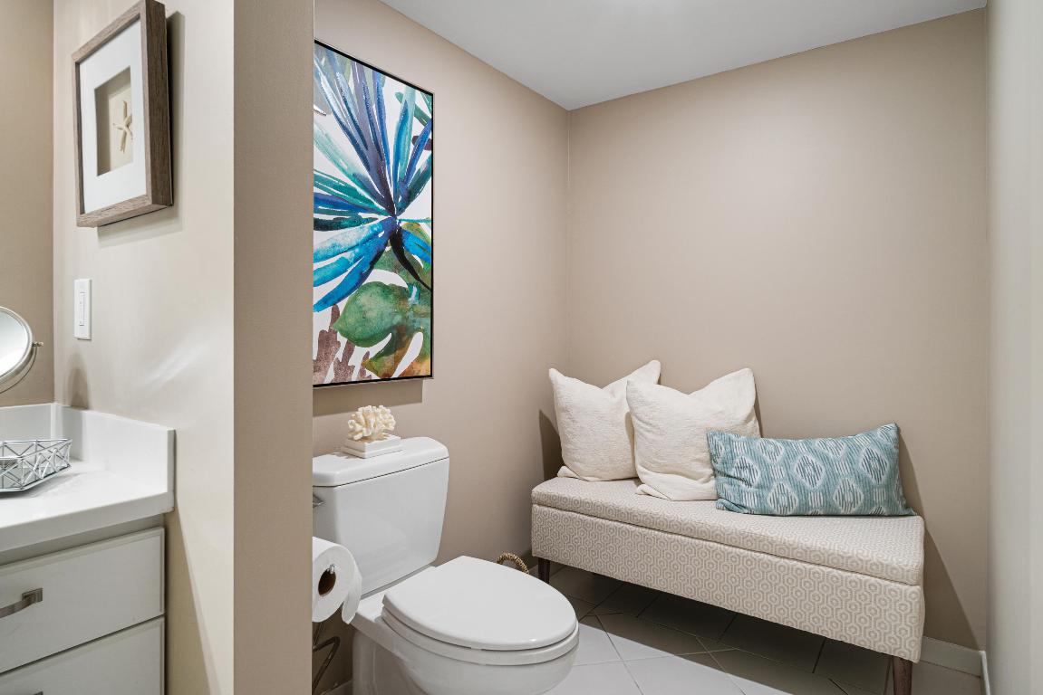 5380 N Ocean Drive 19d