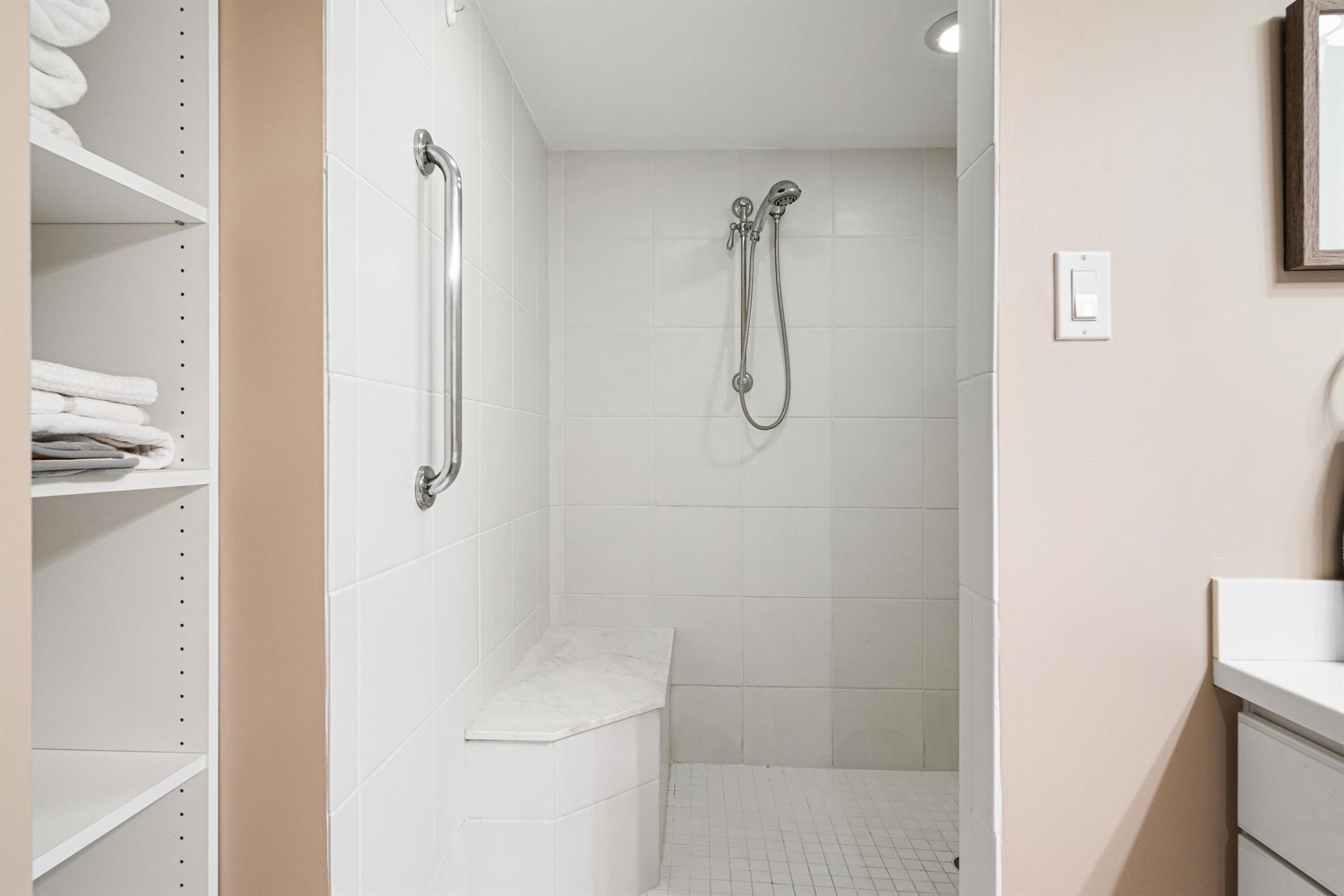 5380 N Ocean Drive 19d