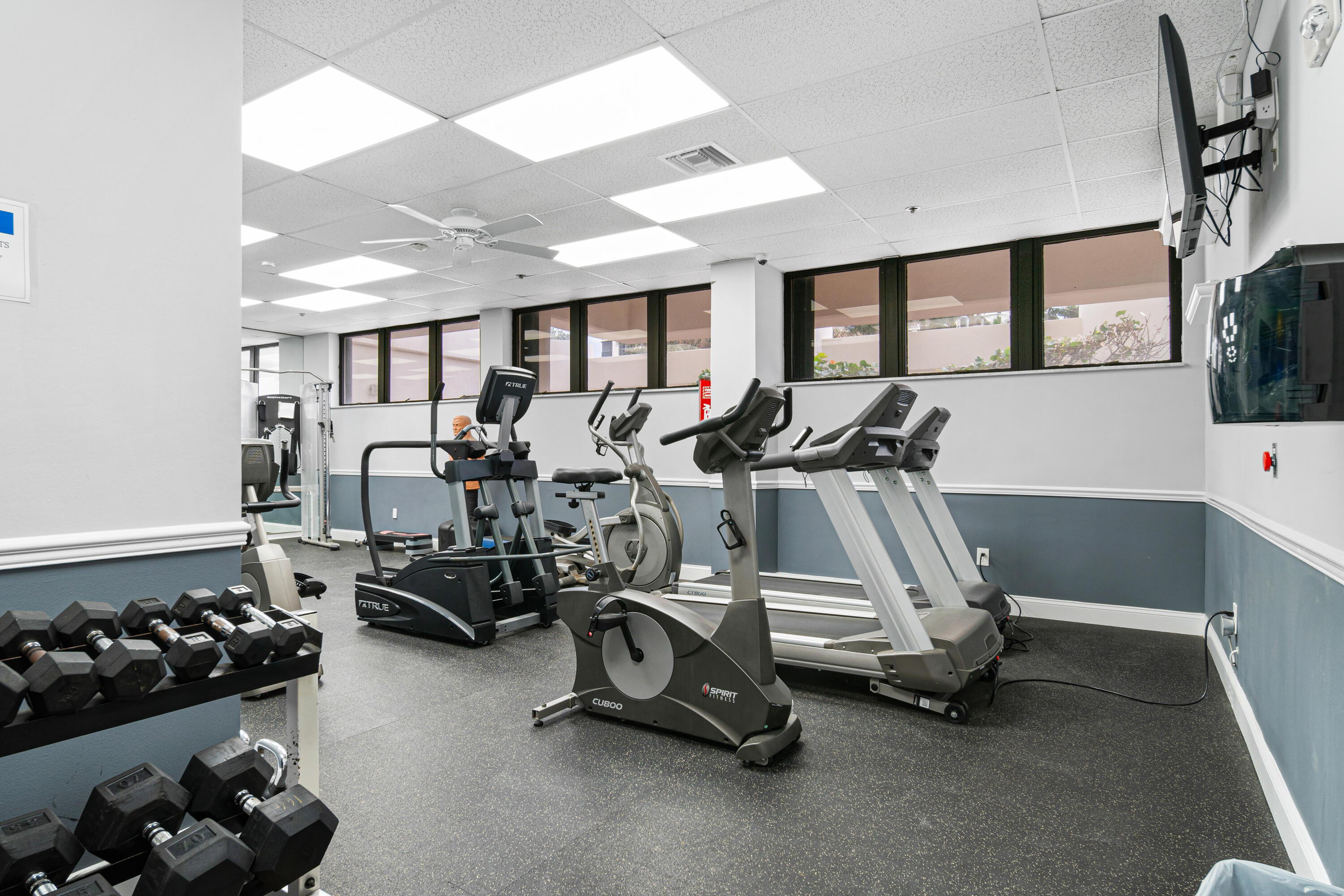 5380 N Ocean Drive 19d