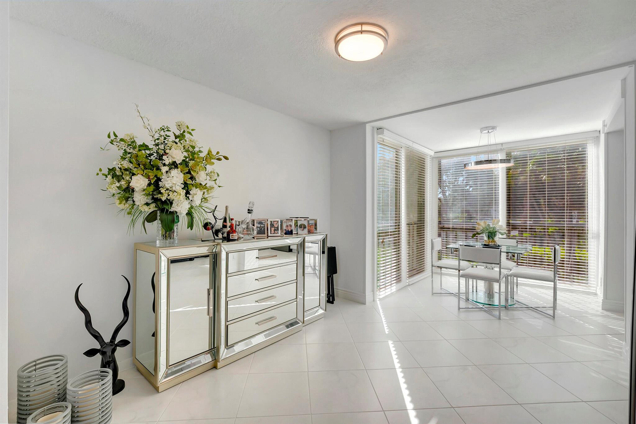 7847 Lakeside Boulevard 1022