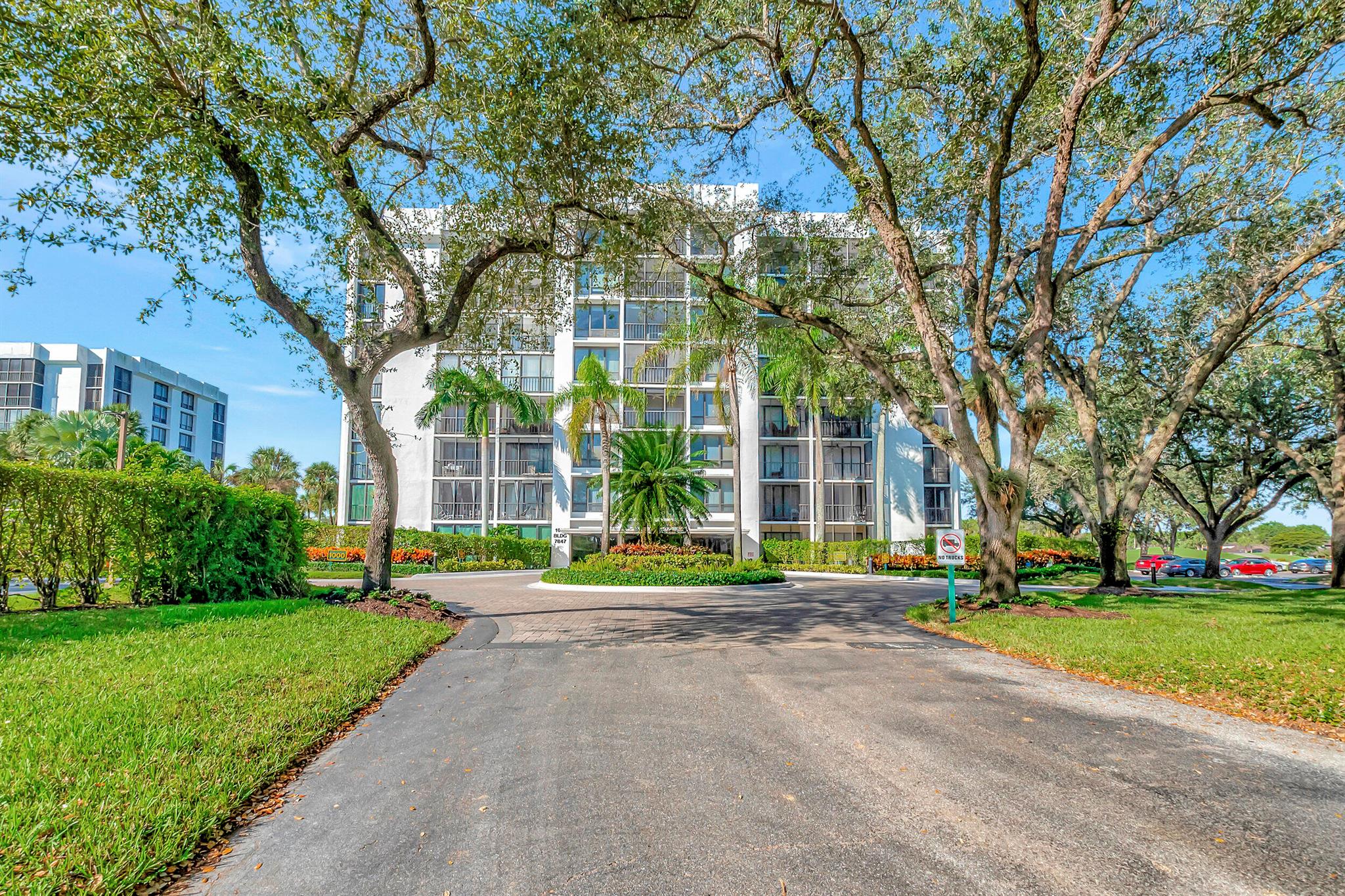 7847 Lakeside Boulevard 1022