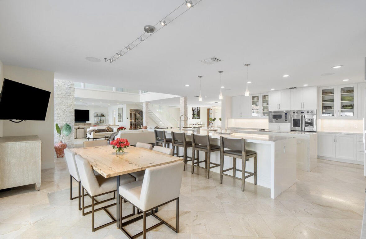 943 Fern Drive