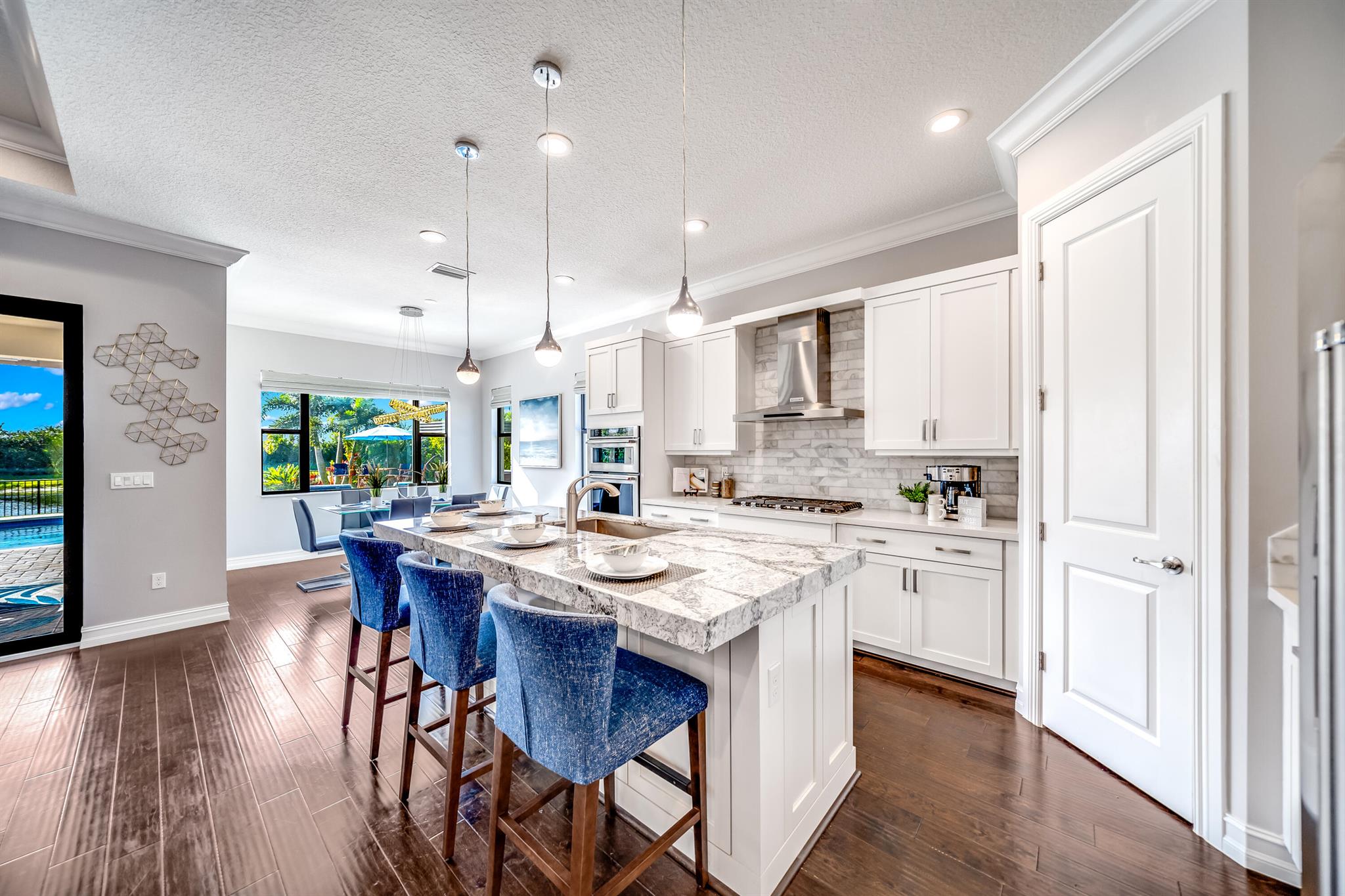 8619 Grand Prix Lane