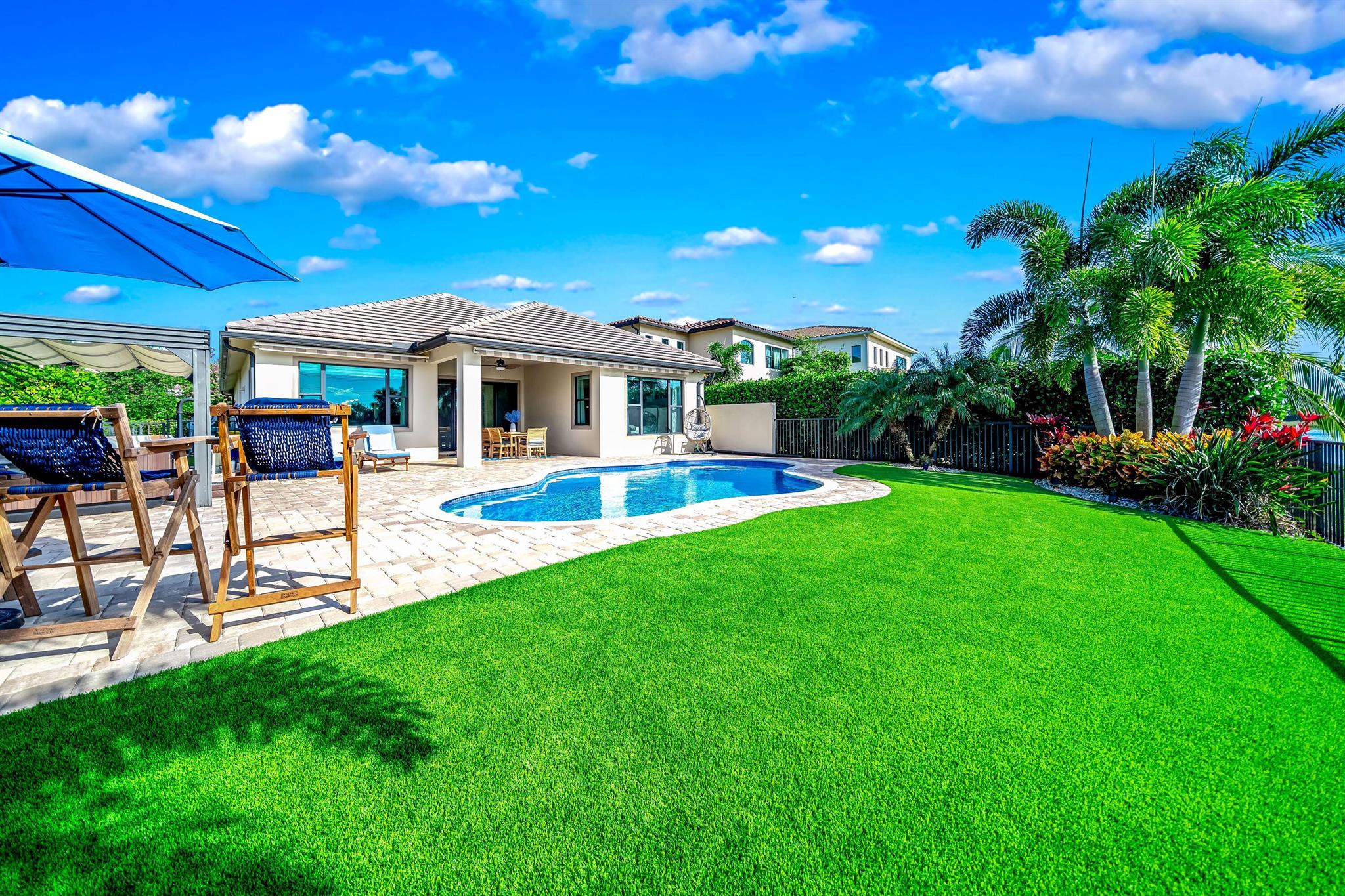8619 Grand Prix Lane