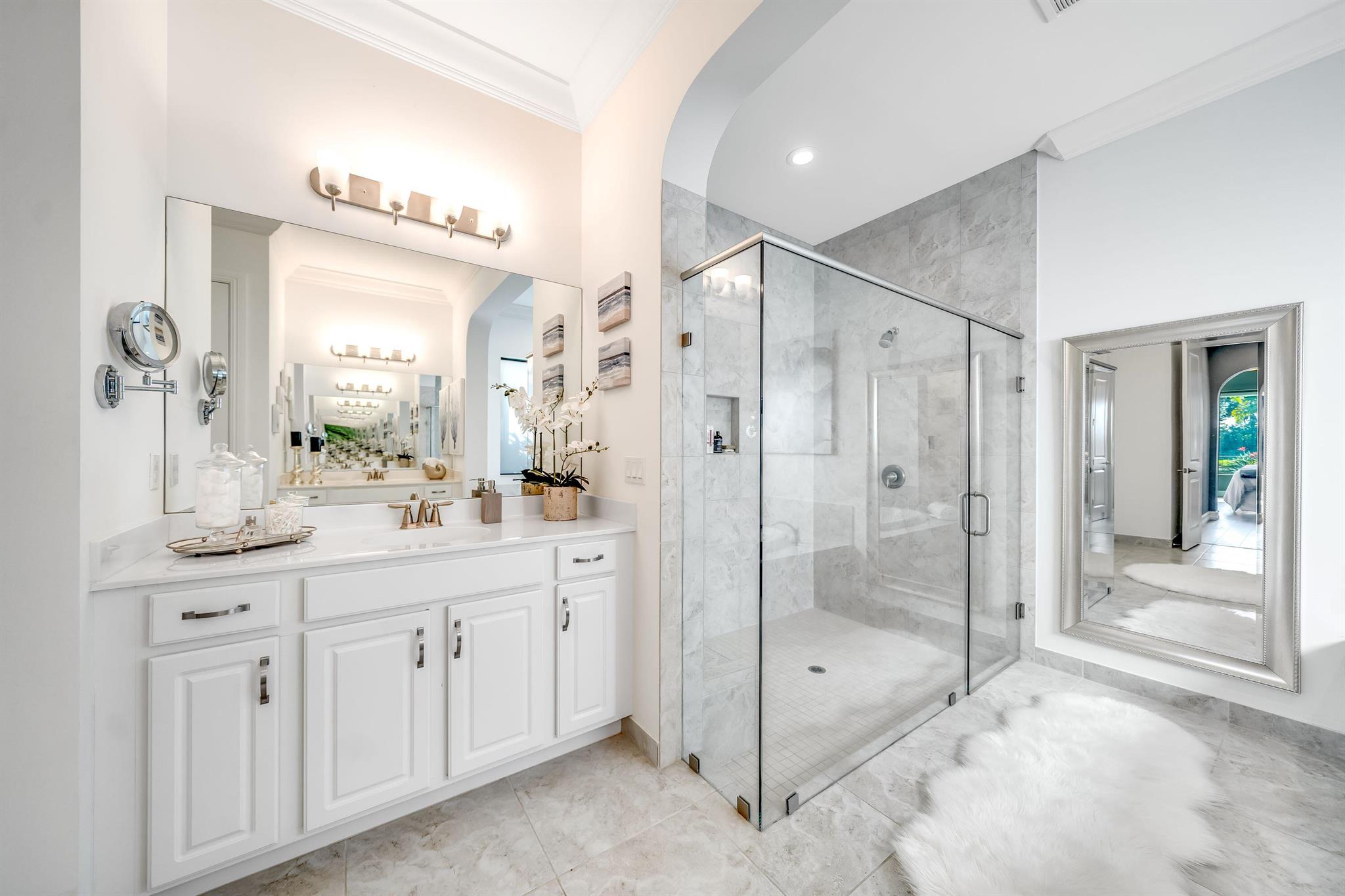 8619 Grand Prix Lane