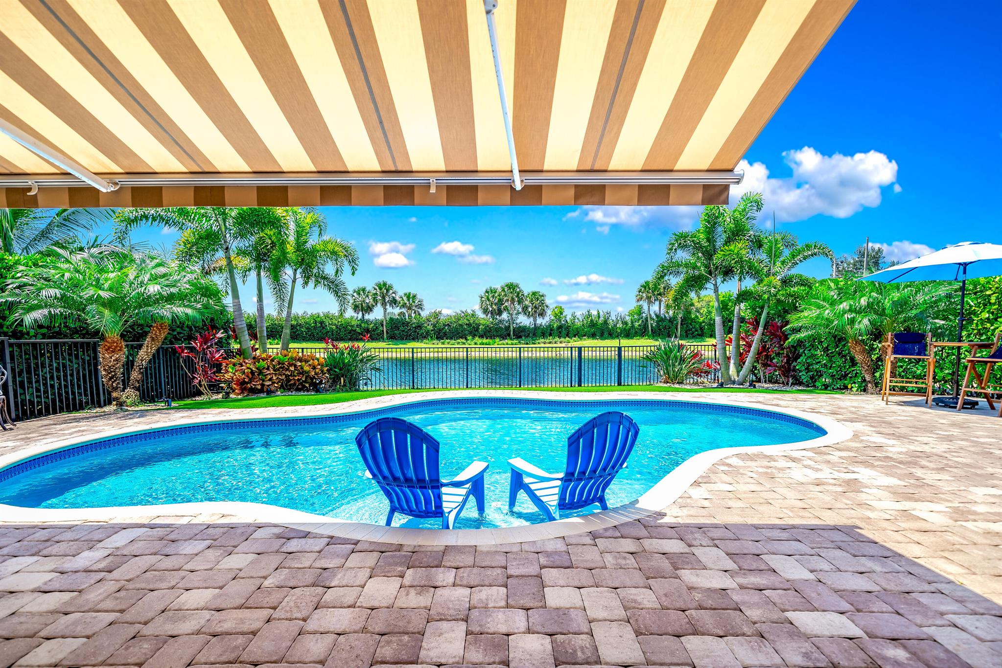 8619 Grand Prix Lane