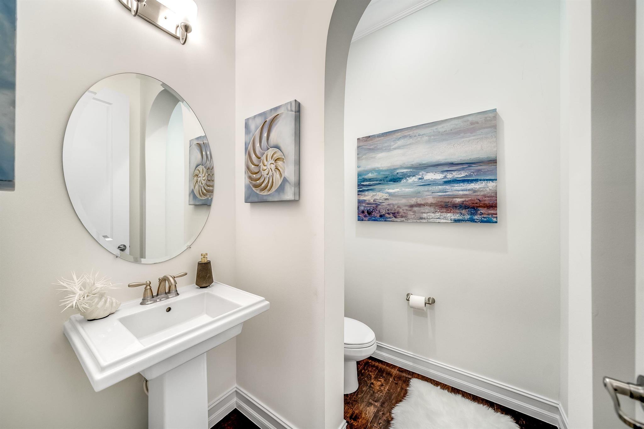 8619 Grand Prix Lane