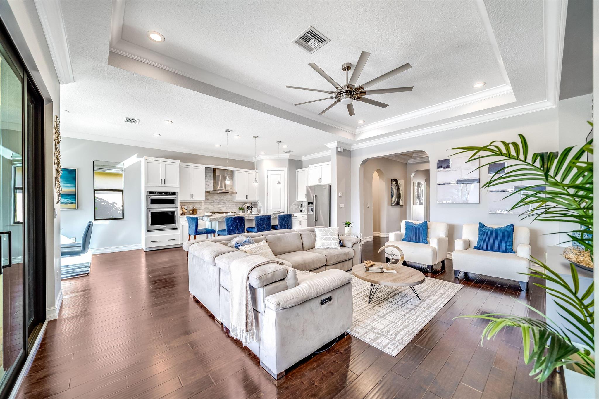 8619 Grand Prix Lane