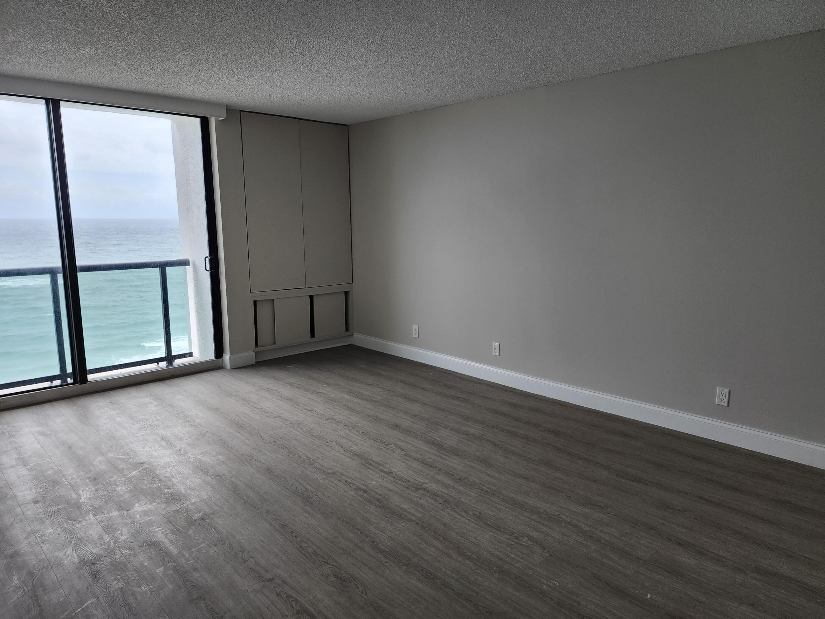 3115 S Ocean Boulevard 903