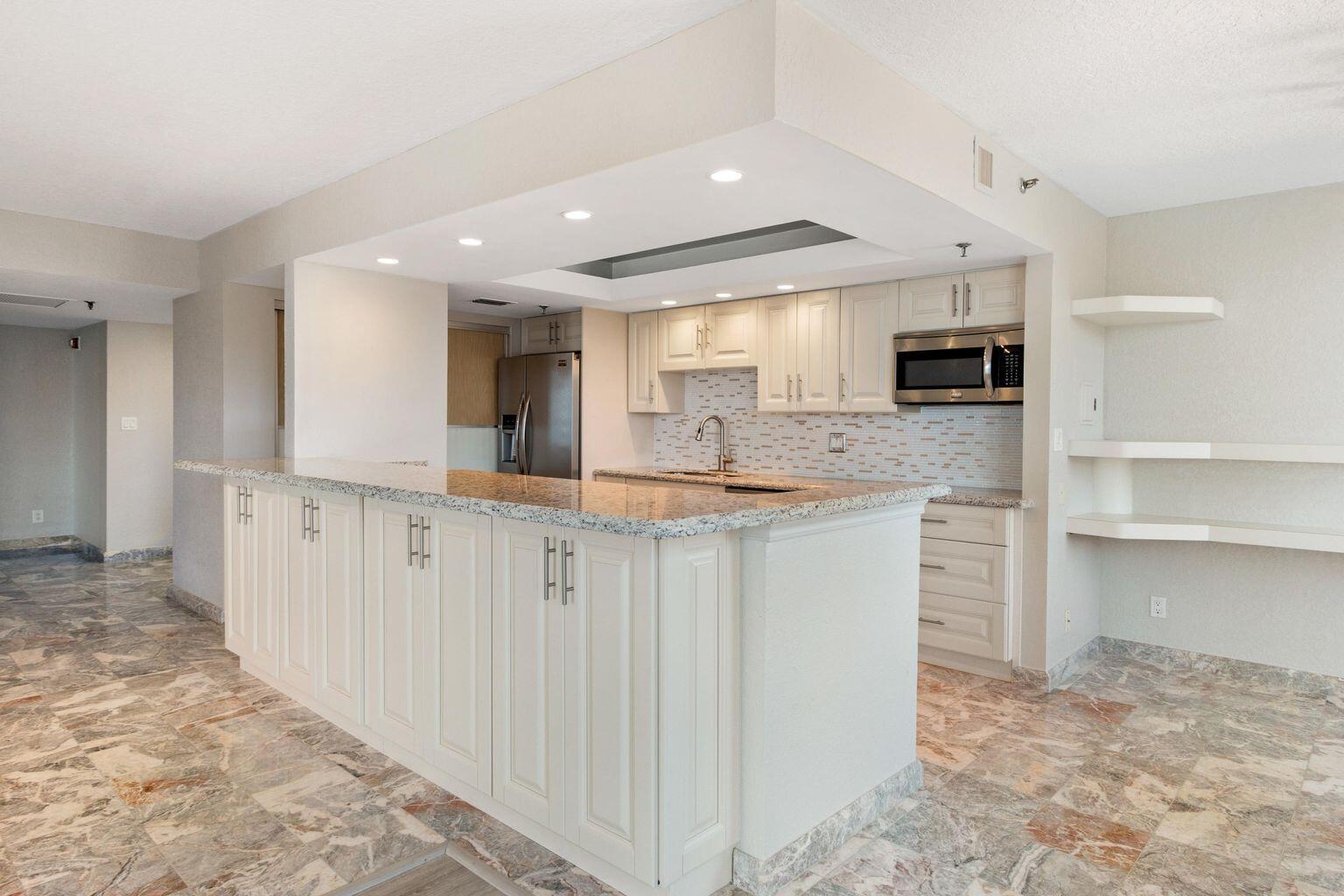 3115 S Ocean Boulevard 903