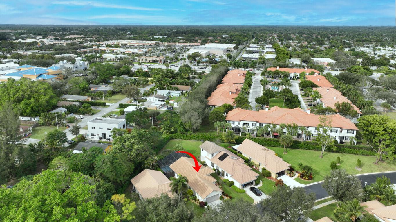 282 Sherwood Forest Drive
