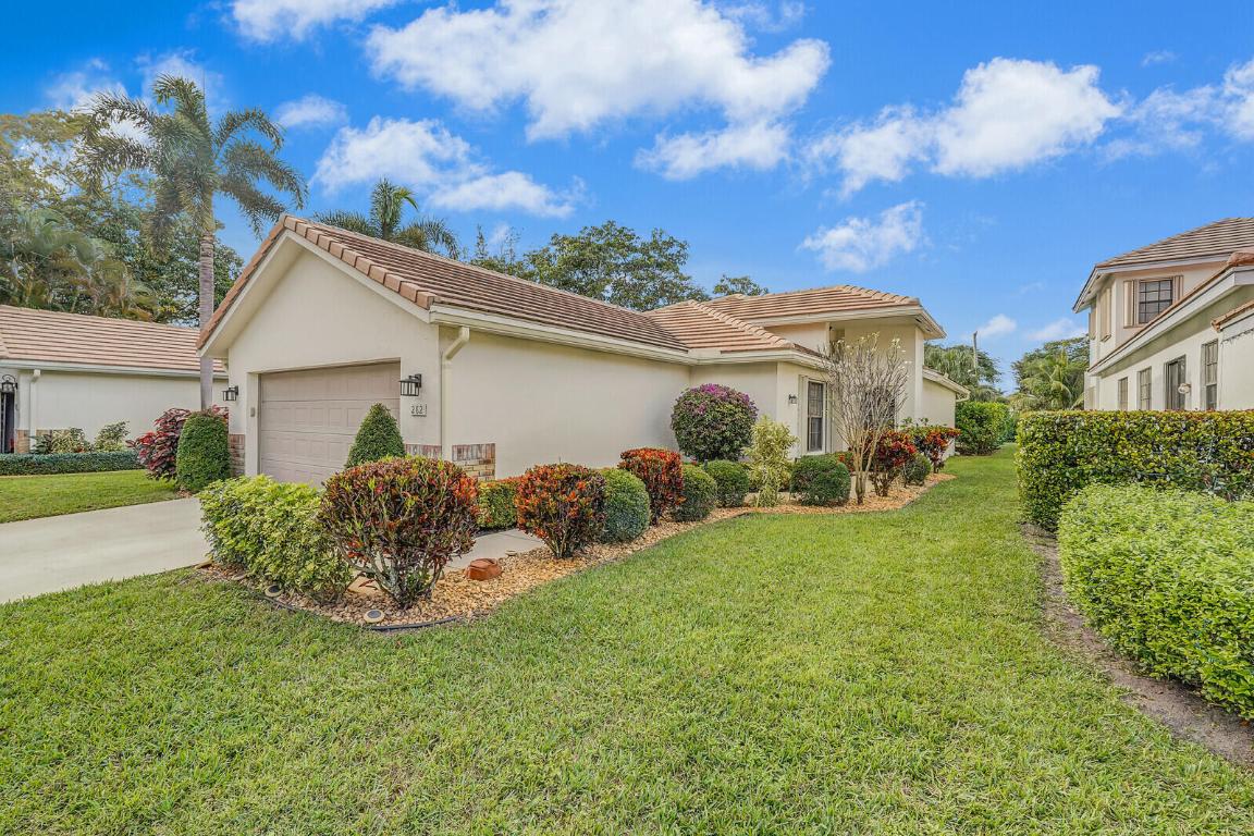 282 Sherwood Forest Drive
