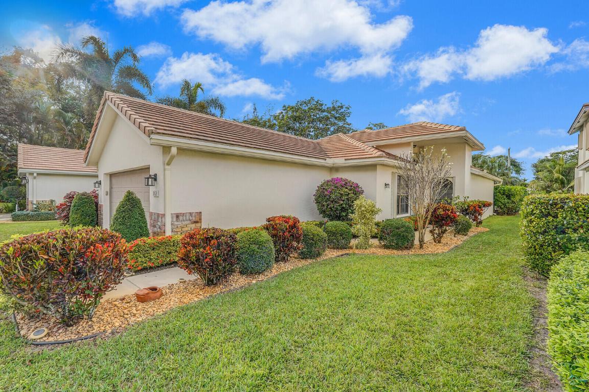 282 Sherwood Forest Drive