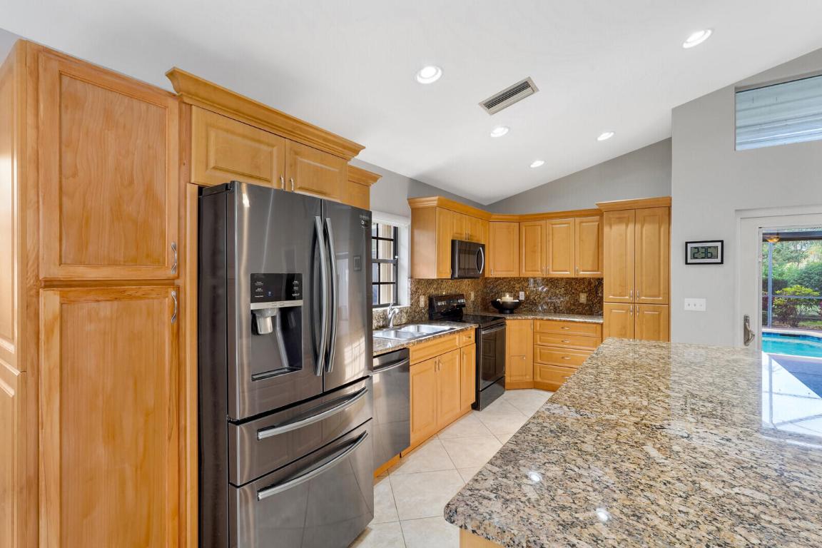 282 Sherwood Forest Drive