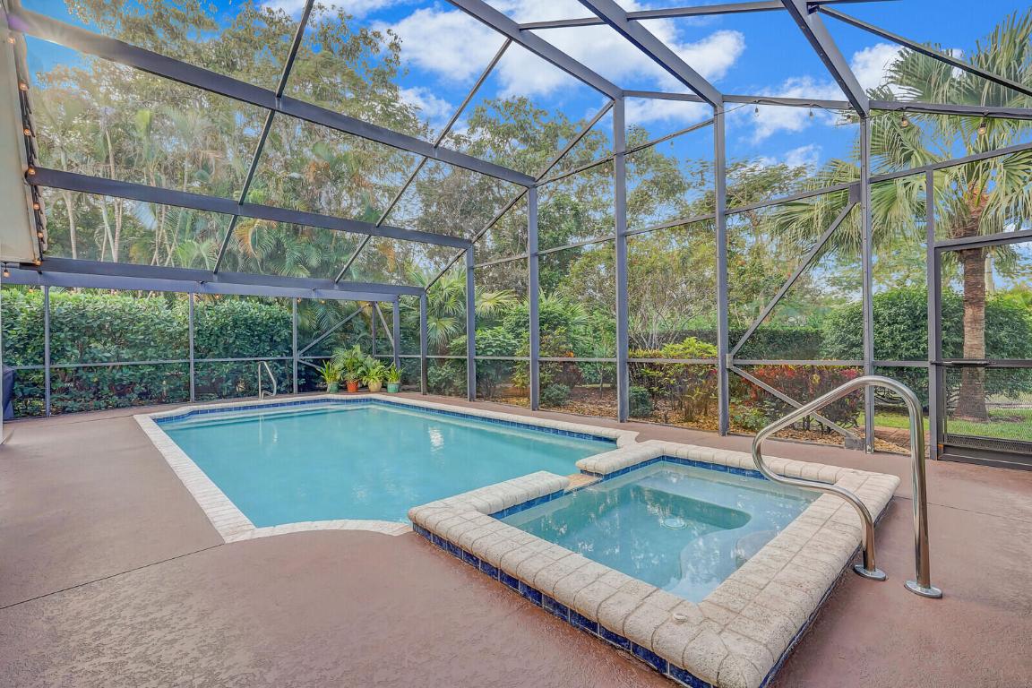 282 Sherwood Forest Drive