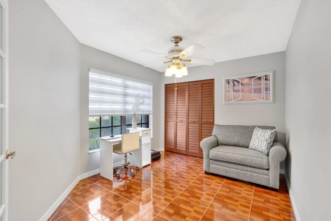 282 Sherwood Forest Drive
