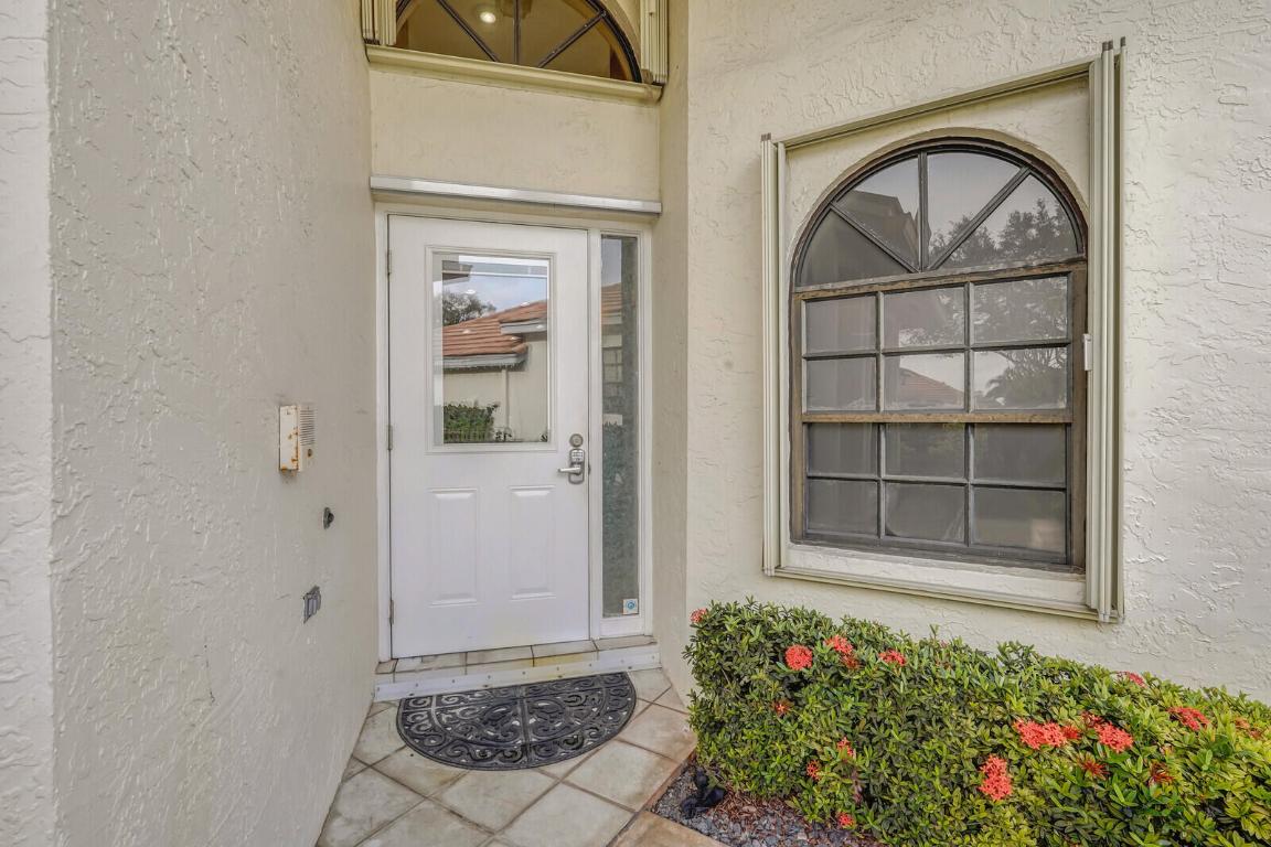 282 Sherwood Forest Drive
