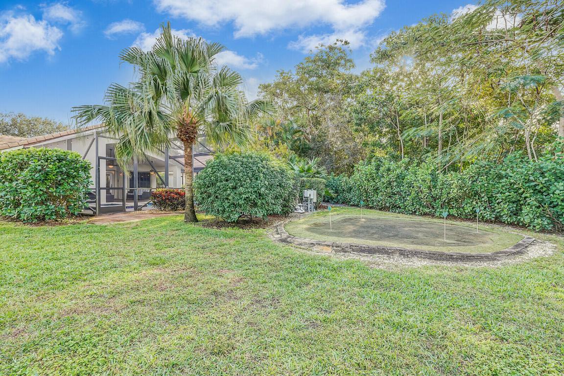 282 Sherwood Forest Drive