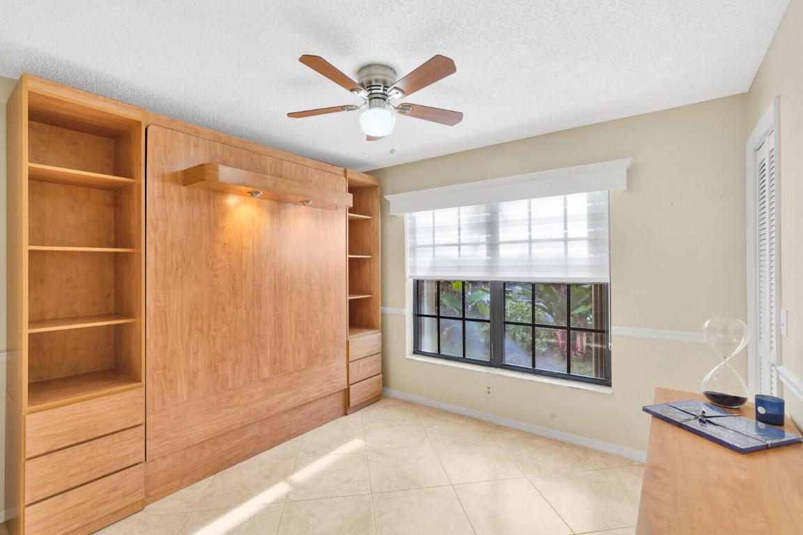282 Sherwood Forest Drive