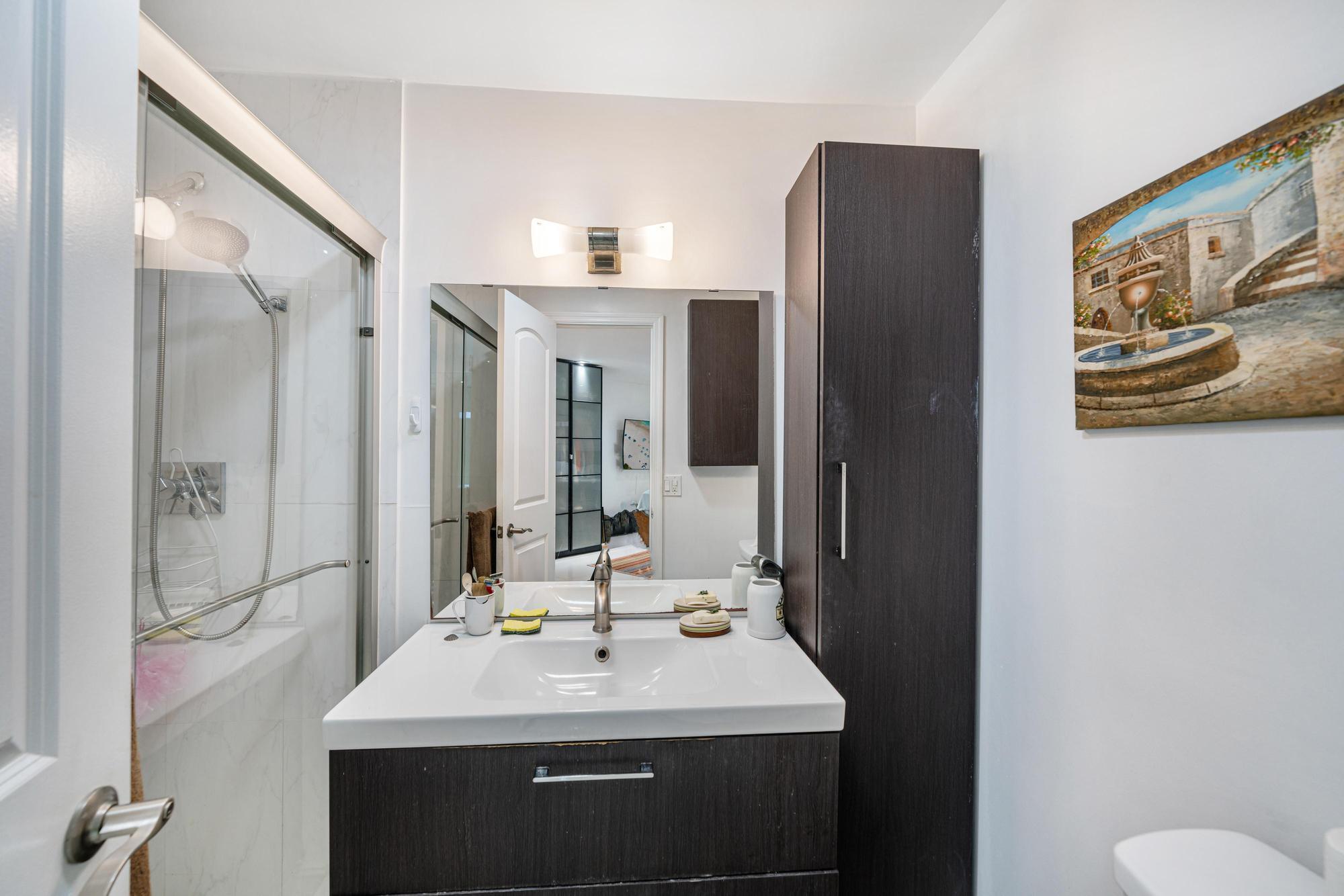 2750 NE 183rd Street Unit: 301