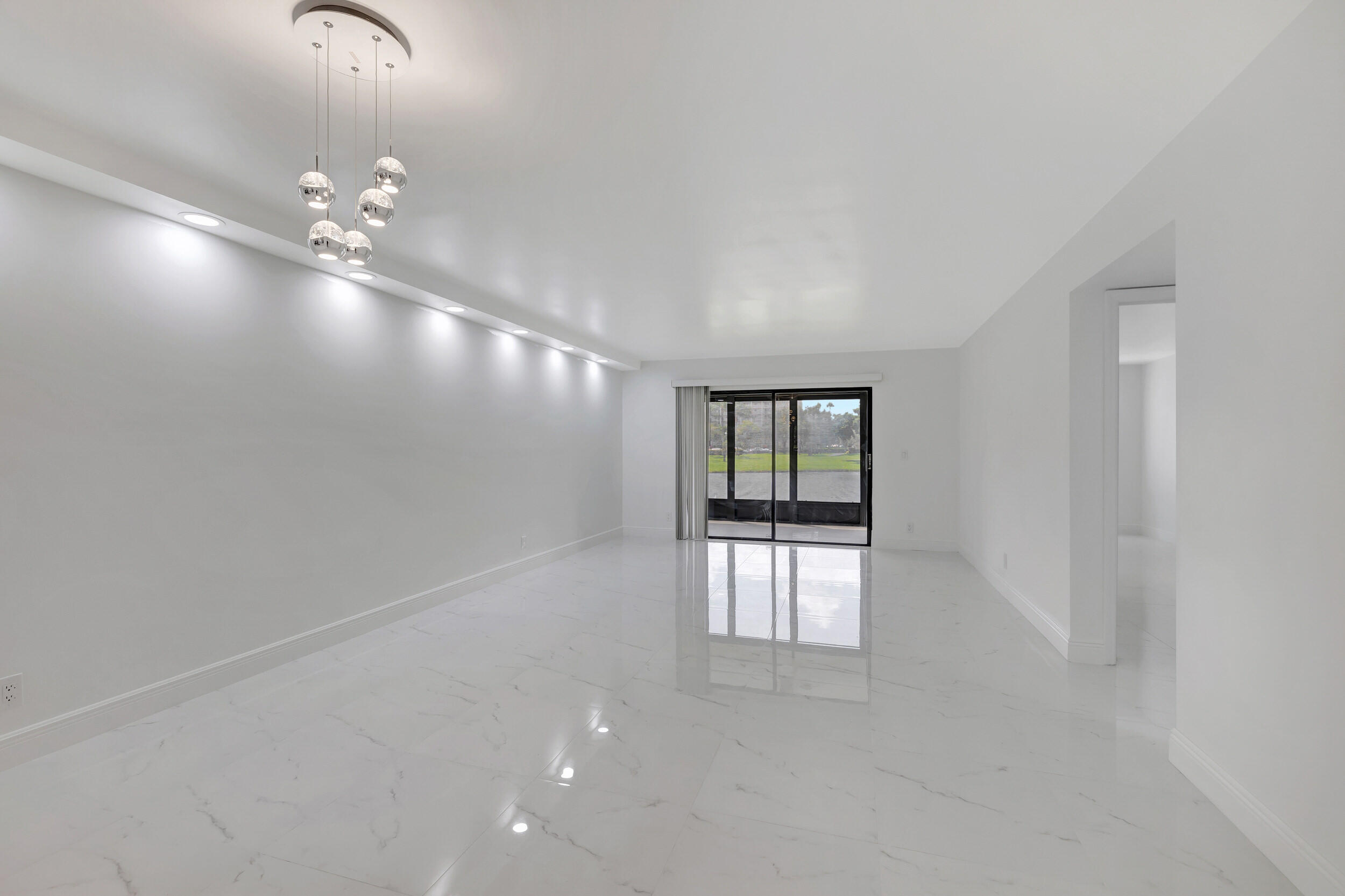 7320 Amberly Lane 105