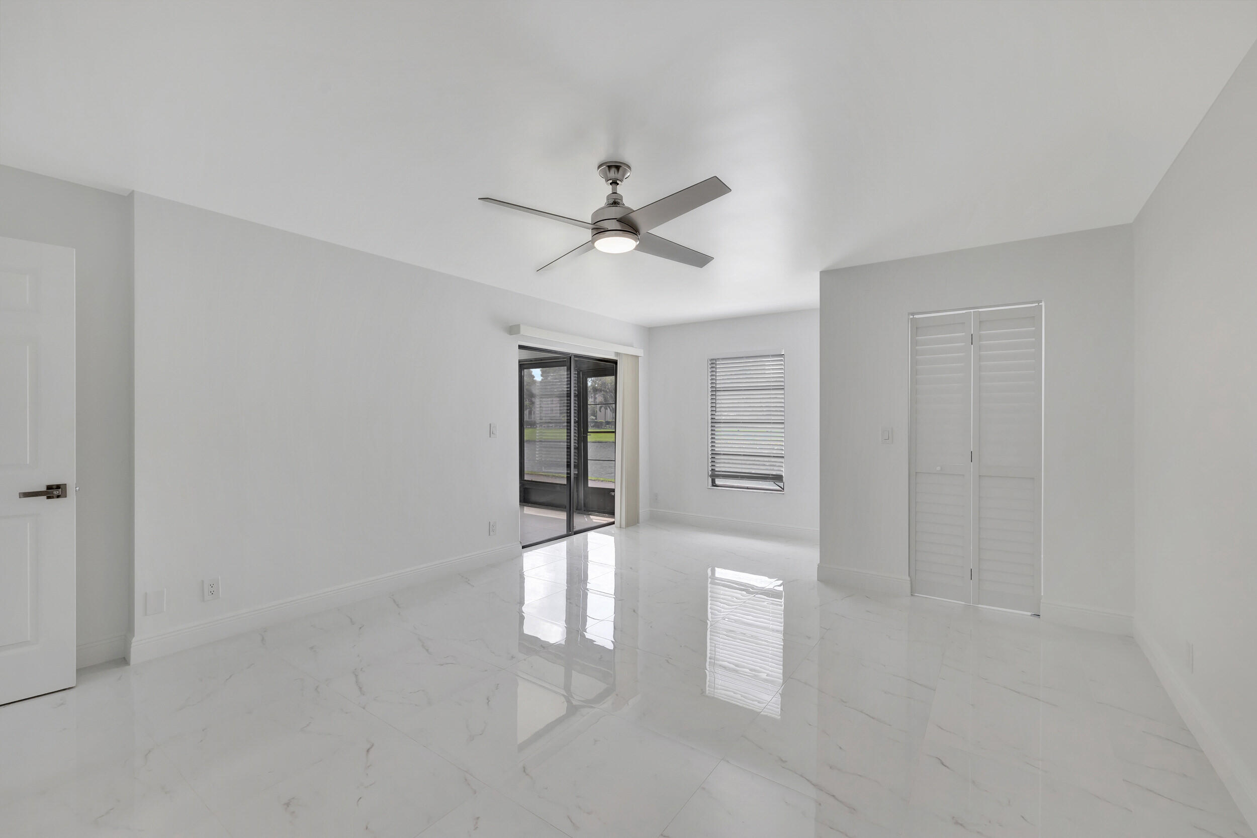 7320 Amberly Lane 105