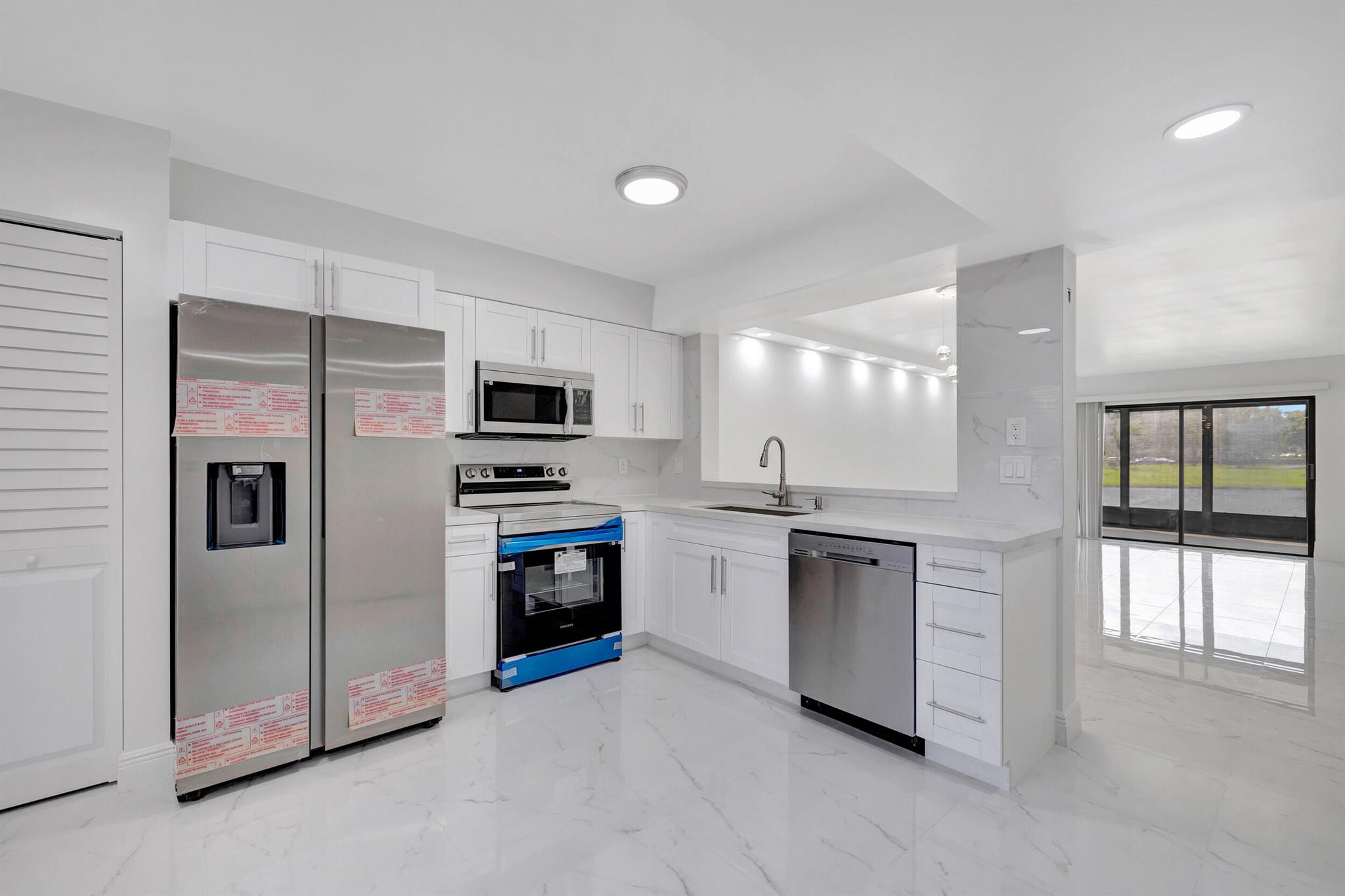 7320 Amberly Lane 105