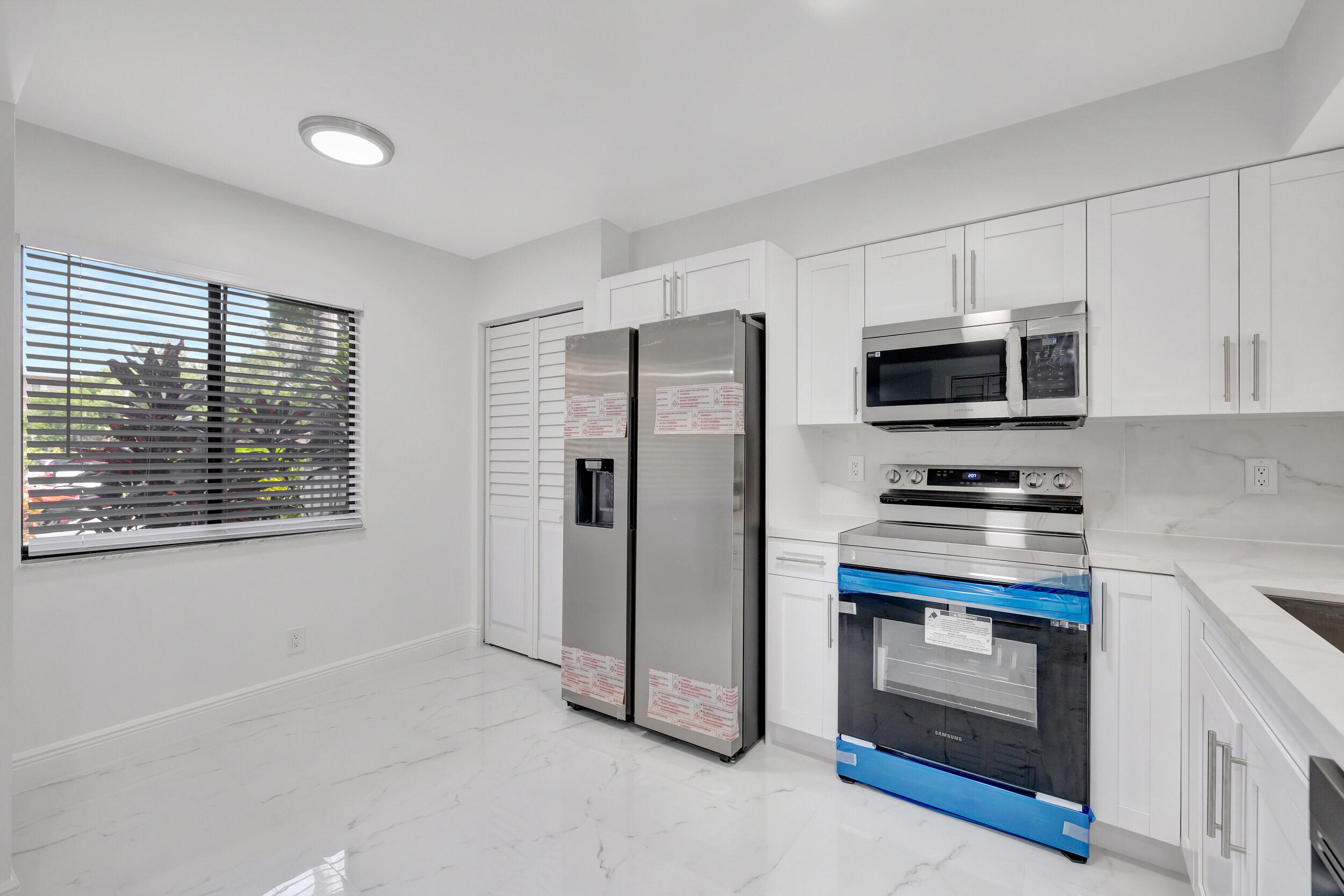 7320 Amberly Lane 105