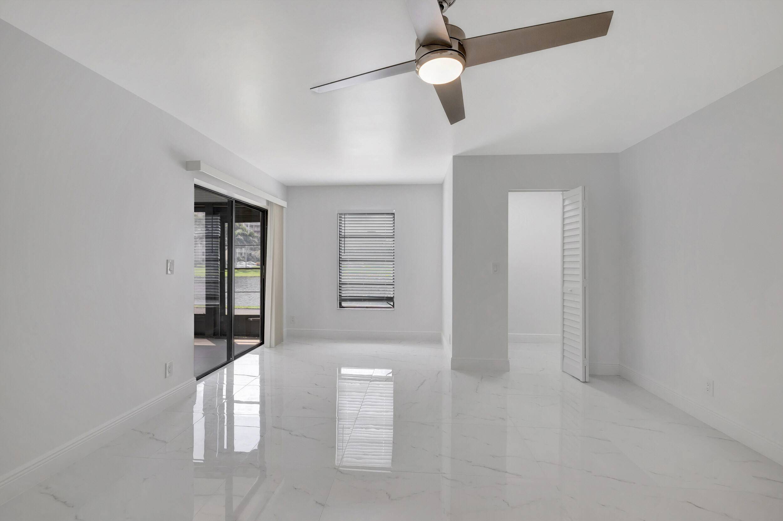 7320 Amberly Lane 105